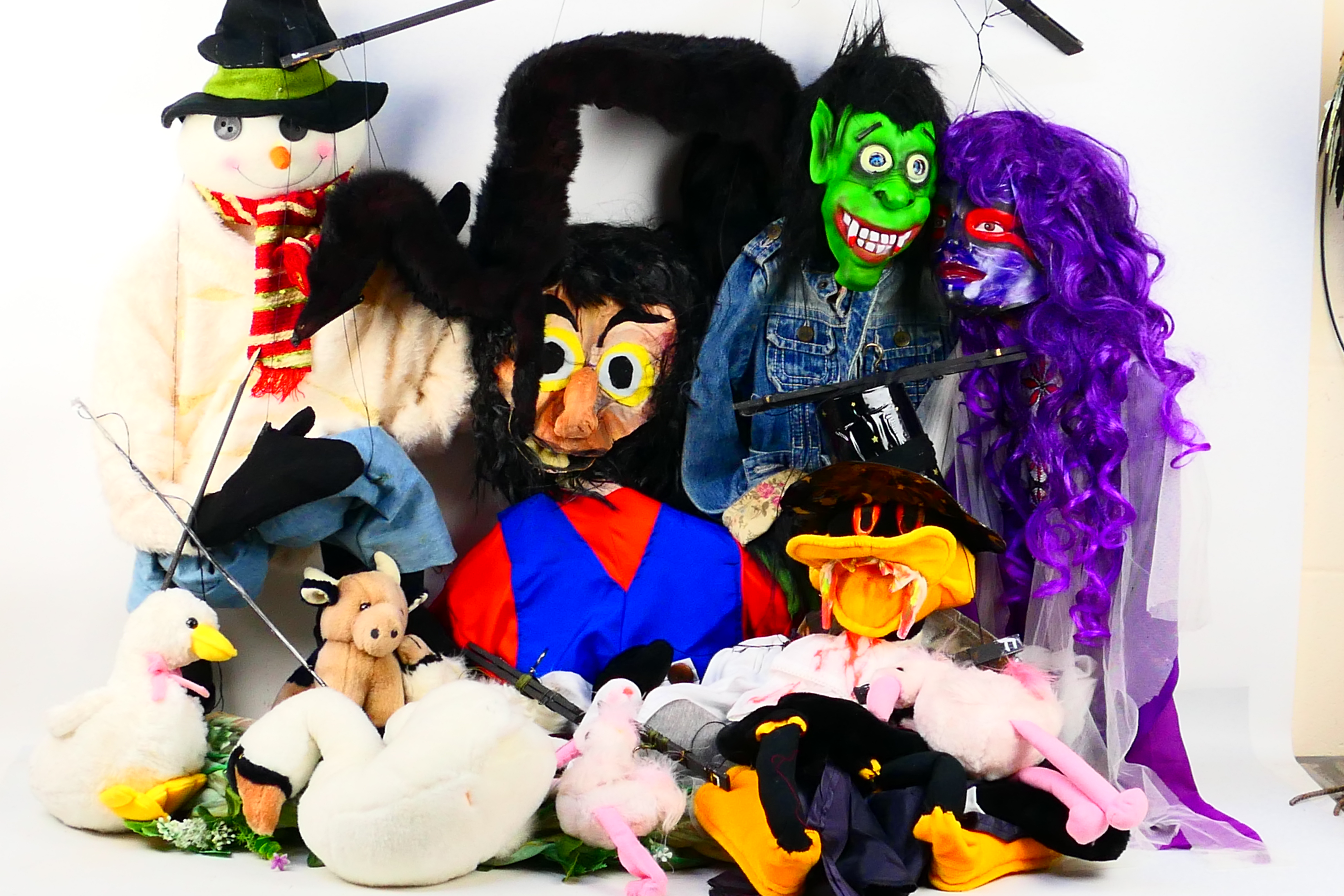 Marionettes - Jack & The Beanstalk - Snowman - Count Duckula.
