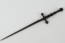A steel stiletto dagger, probably Italian, with 17 cm (l) triangular section blade,