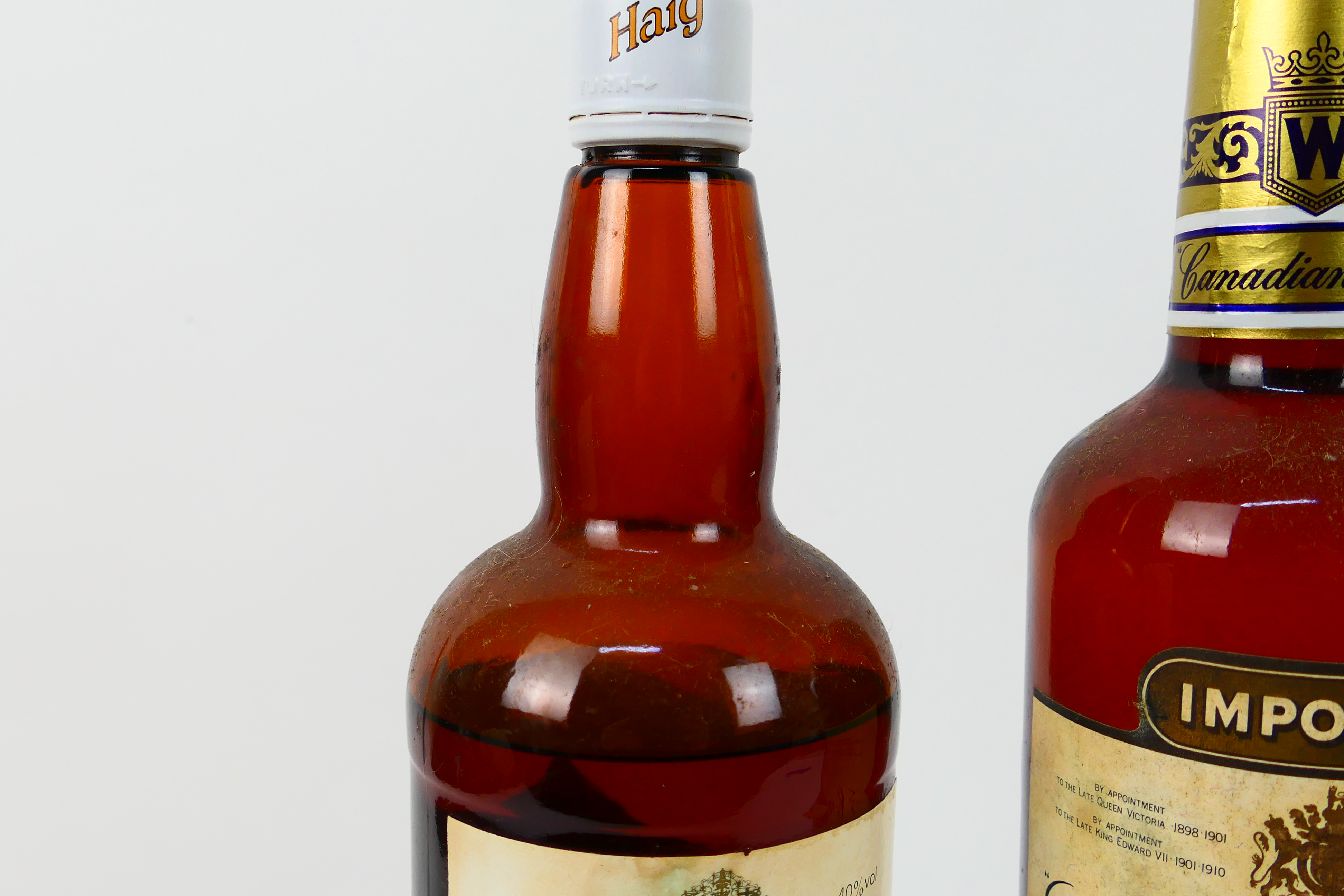 A 1960's bottle of Canadian Club whisky, 26⅔ fl ozs, 70° Proof and a 0. - Image 3 of 10