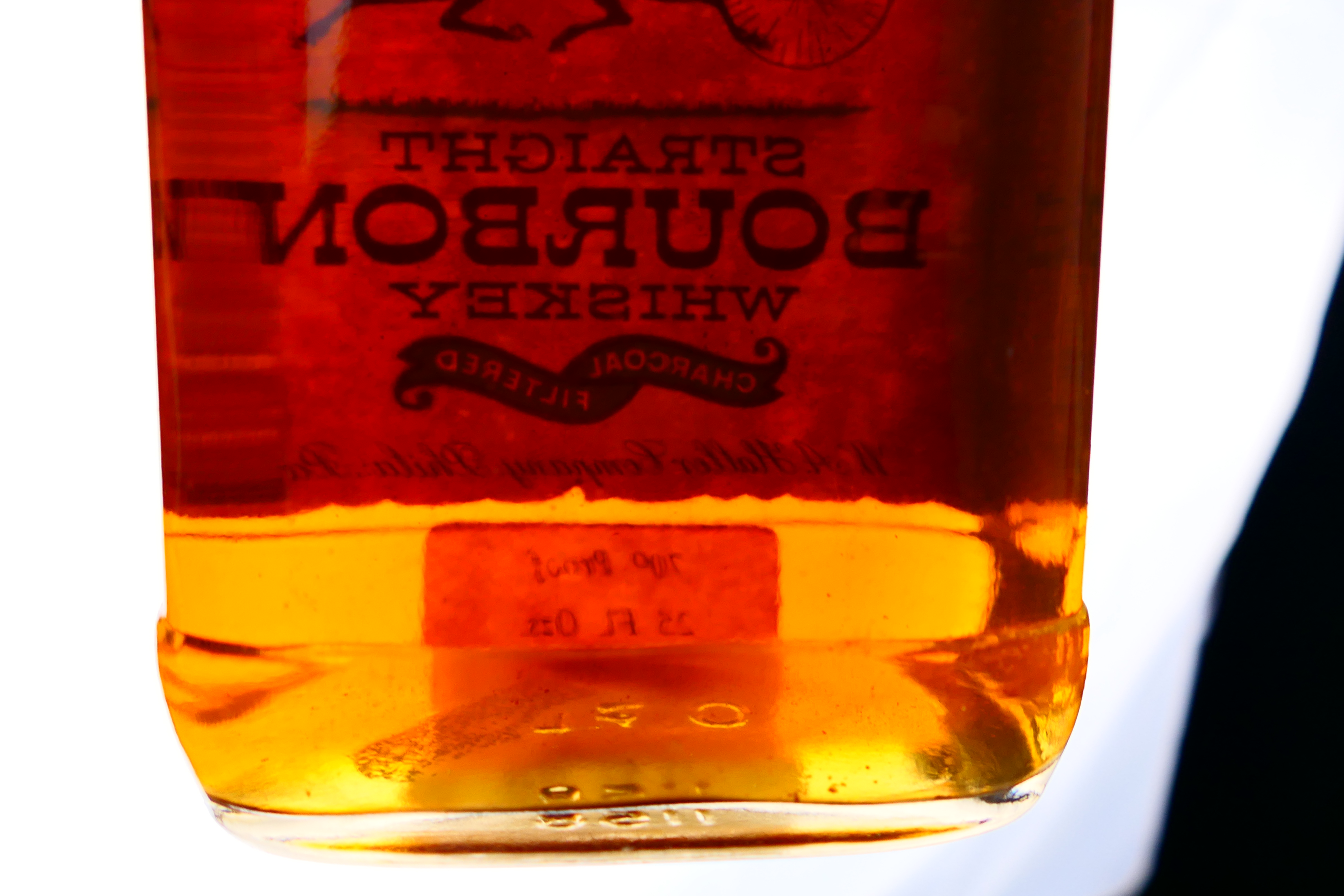 Bourbon - A 25 fl ozs bottle of Haller's County Fair Straight Bourbon Whiskey, 70° Proof, - Image 7 of 9