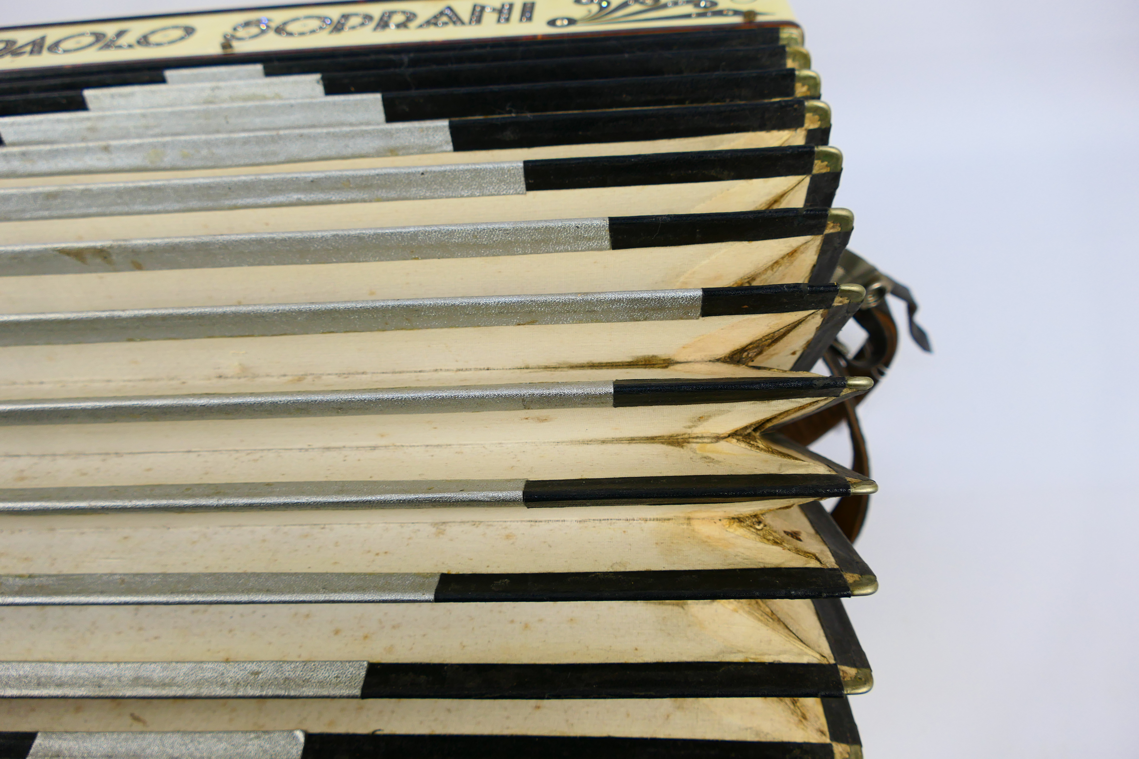 A vintage piano accordion marked Paolo Soprani Castelfidario Italia, 41 key and 120 basses, - Image 6 of 6