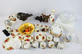 Ceramics to include Royal Albert Old Country Roses, Aynsley, Royal Worcester,