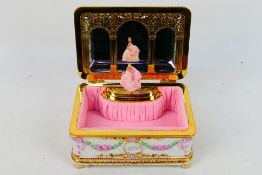 A rare Franklin Mint House Of Faberge, Once Upon A Dream musical jewellery box,