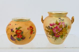 Royal Worcester - Two small pieces of blush ivory comprising a Grainger & Co spherical wrythen vase