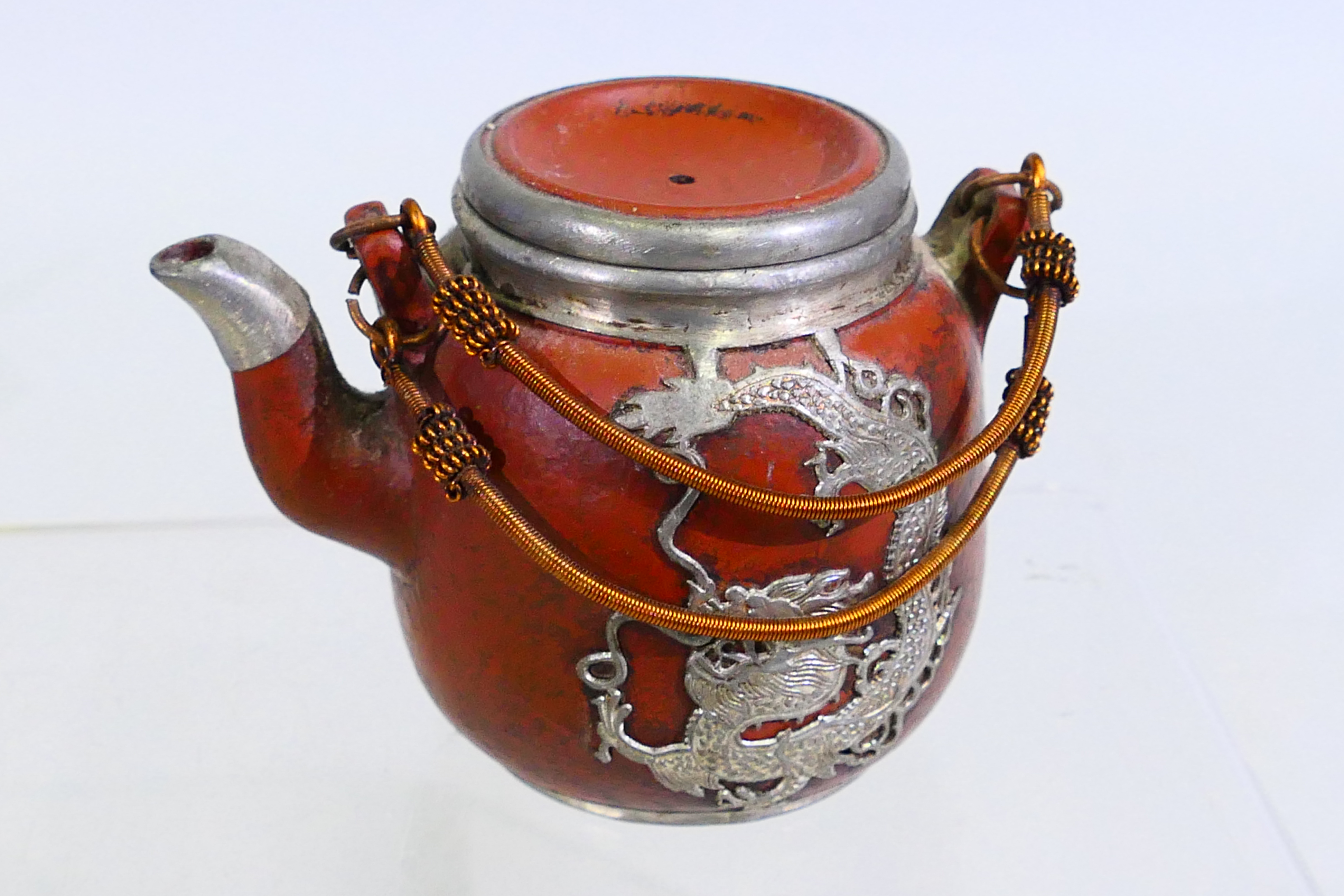 Small group of collectables to include a Persian minakari pot and cover, 14 cm (h), - Image 12 of 16