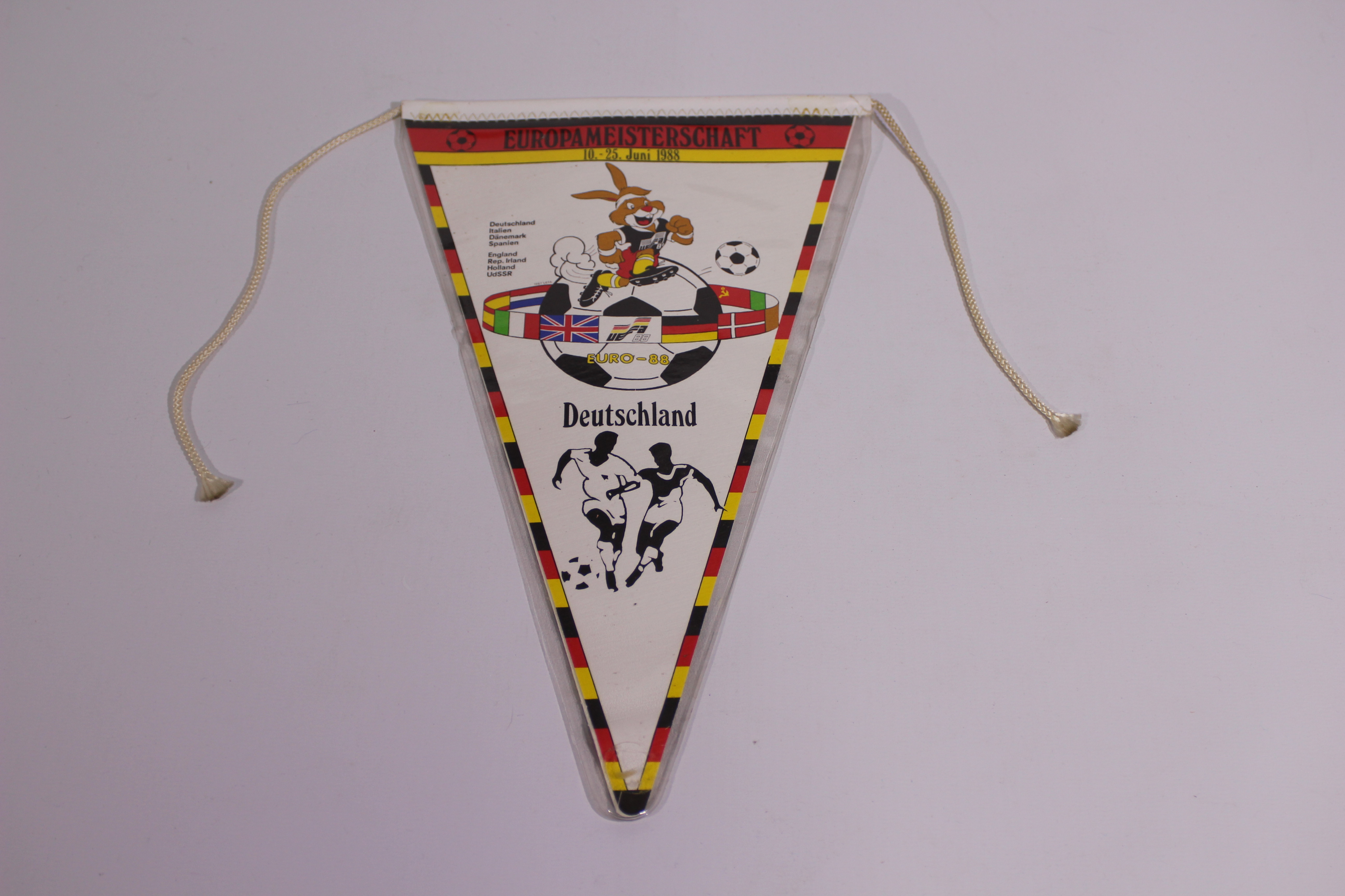 Football Pennant, Hard to find football - Image 2 of 2