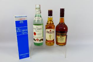 Spirits - Lot to include a 50cl bottle o