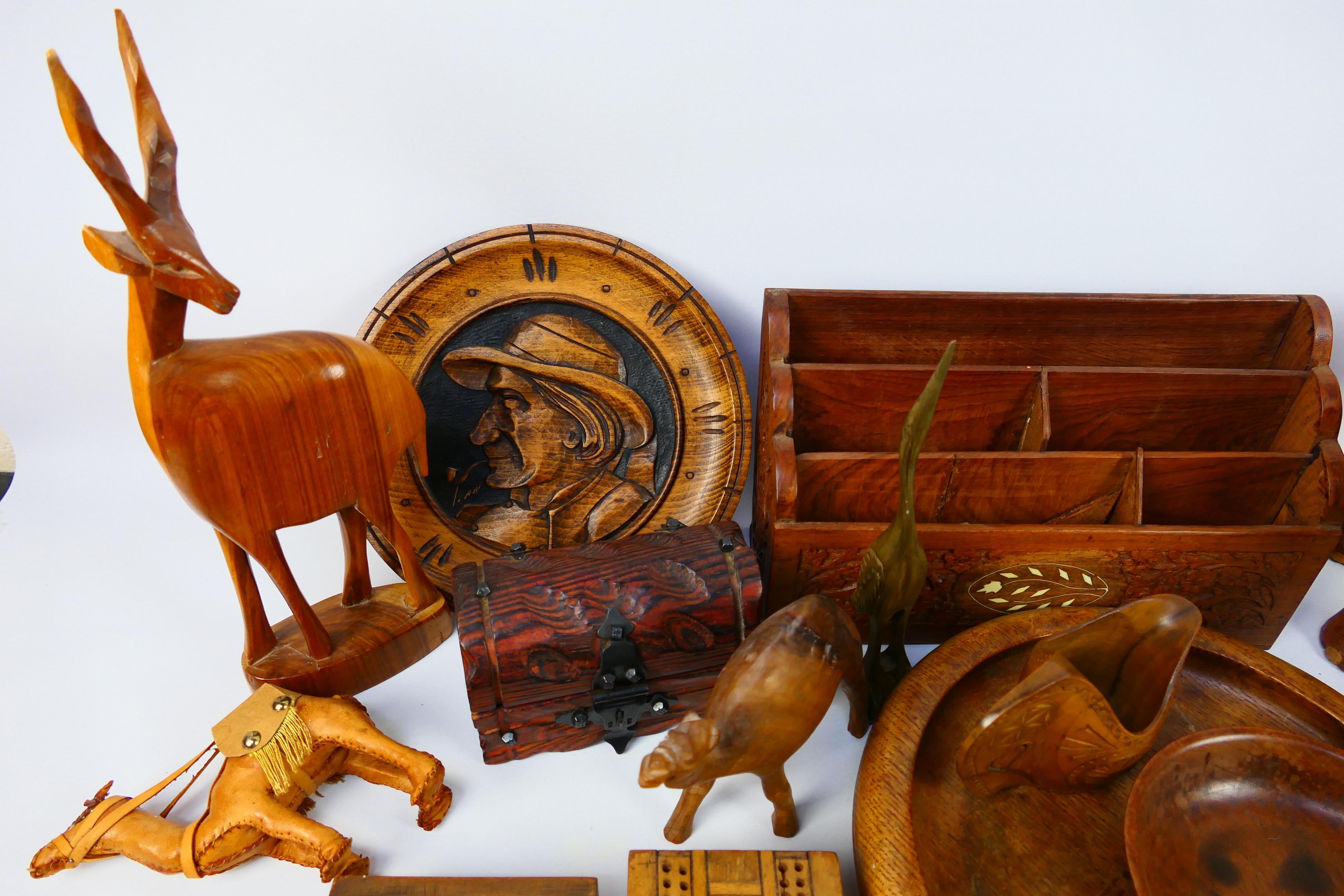 A collection of various treen to include animal carvings, stationary organiser, bowls and similar. - Image 2 of 7