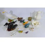 Royal Winton, Royal Doulton, Spode, Other - Lot to include 10 x wooden and ceramic ducks,