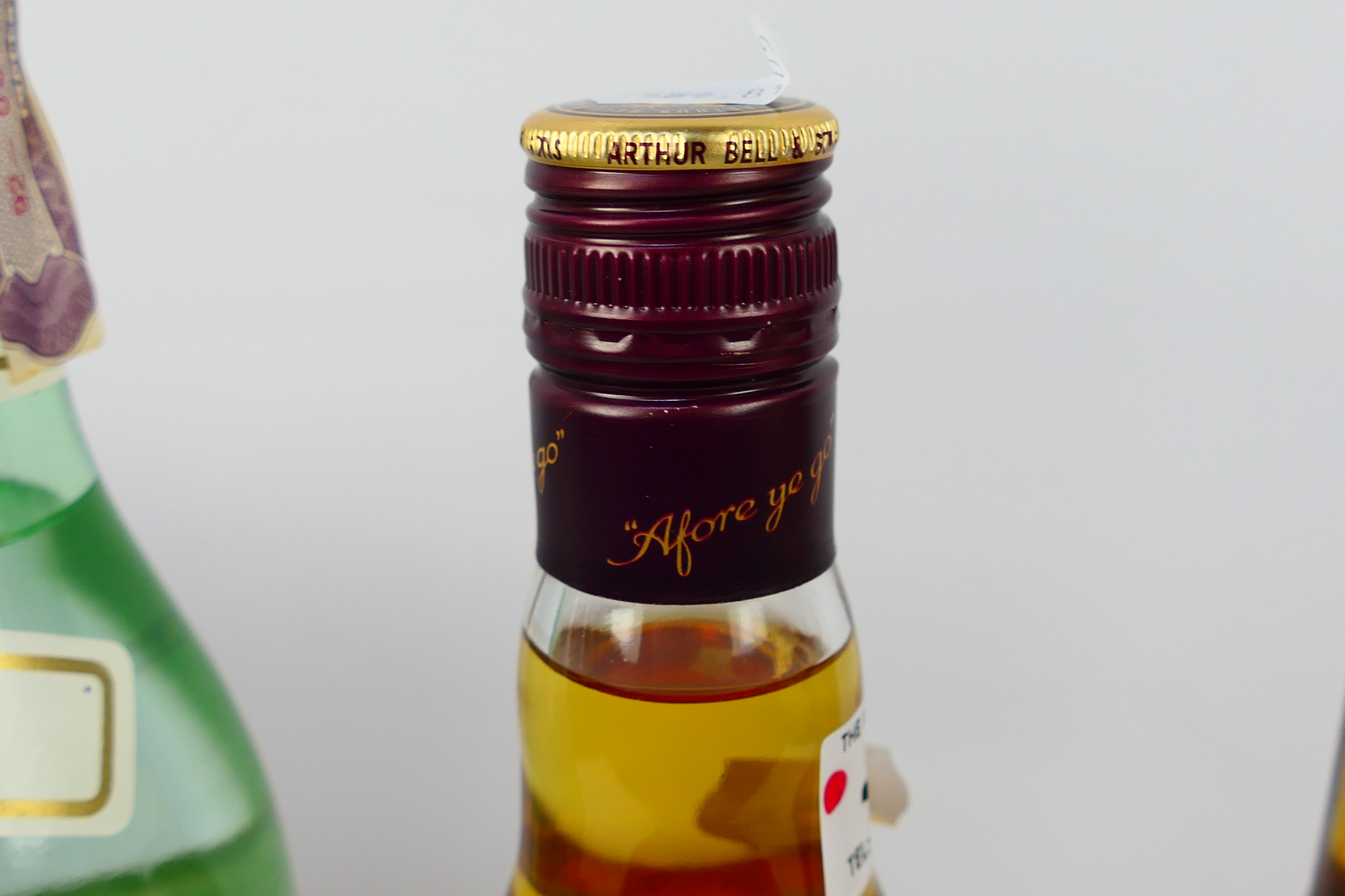 Spirits - Lot to include a 50cl bottle o - Image 6 of 11