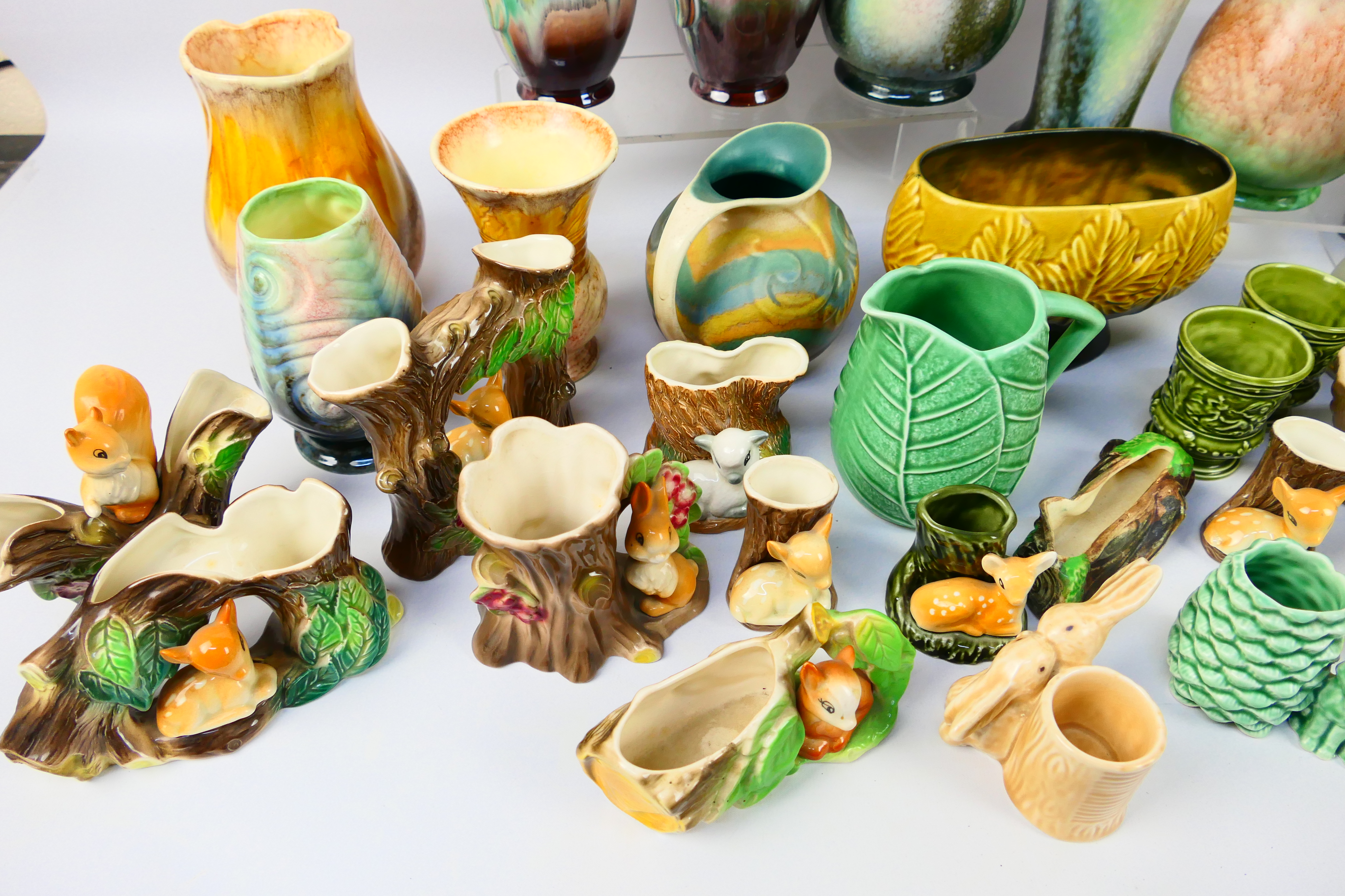 A collection of ceramics to include Beswick, Sylvac, Hornsea and similar. - Image 5 of 8