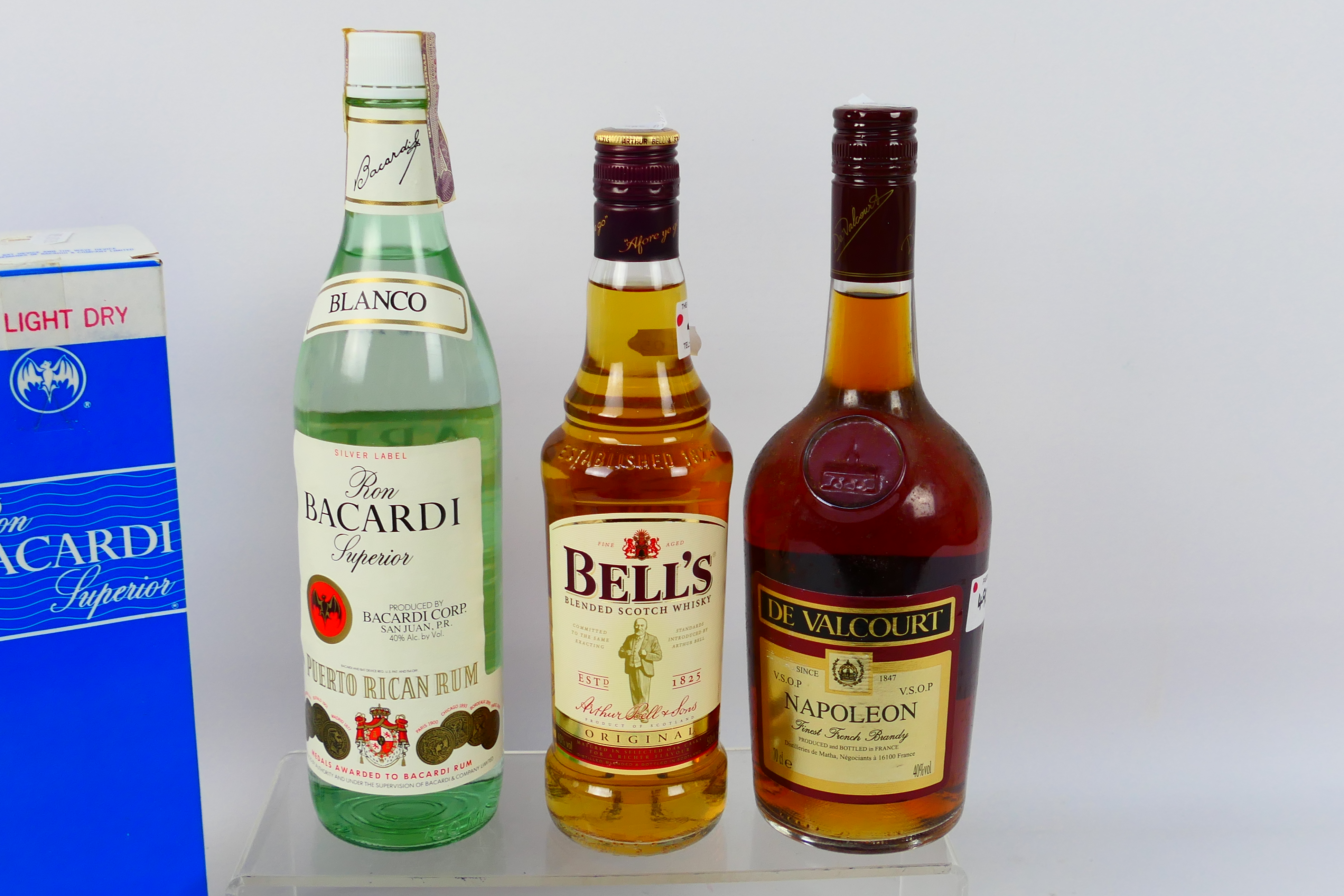 Spirits - Lot to include a 50cl bottle o - Image 2 of 11