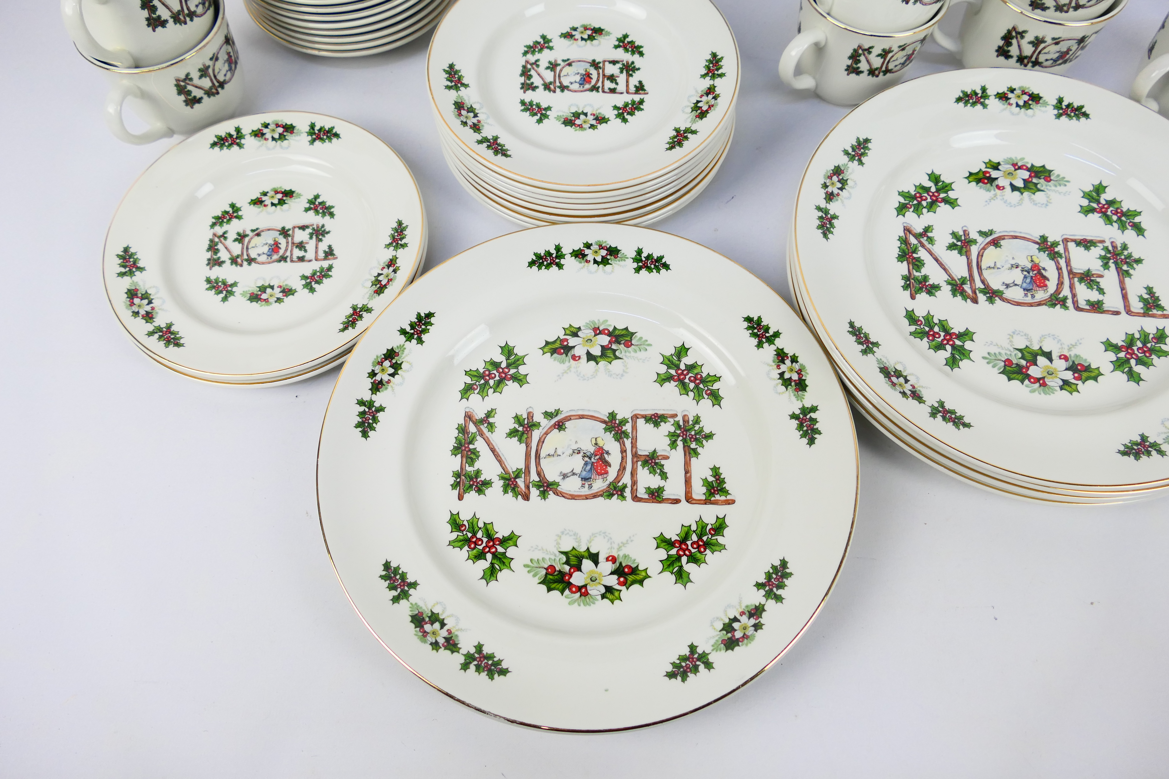 Noel By Wood and Sons, Baratts - A Noel ceramic tea service with holly patterns - Lot includes cups, - Image 3 of 7