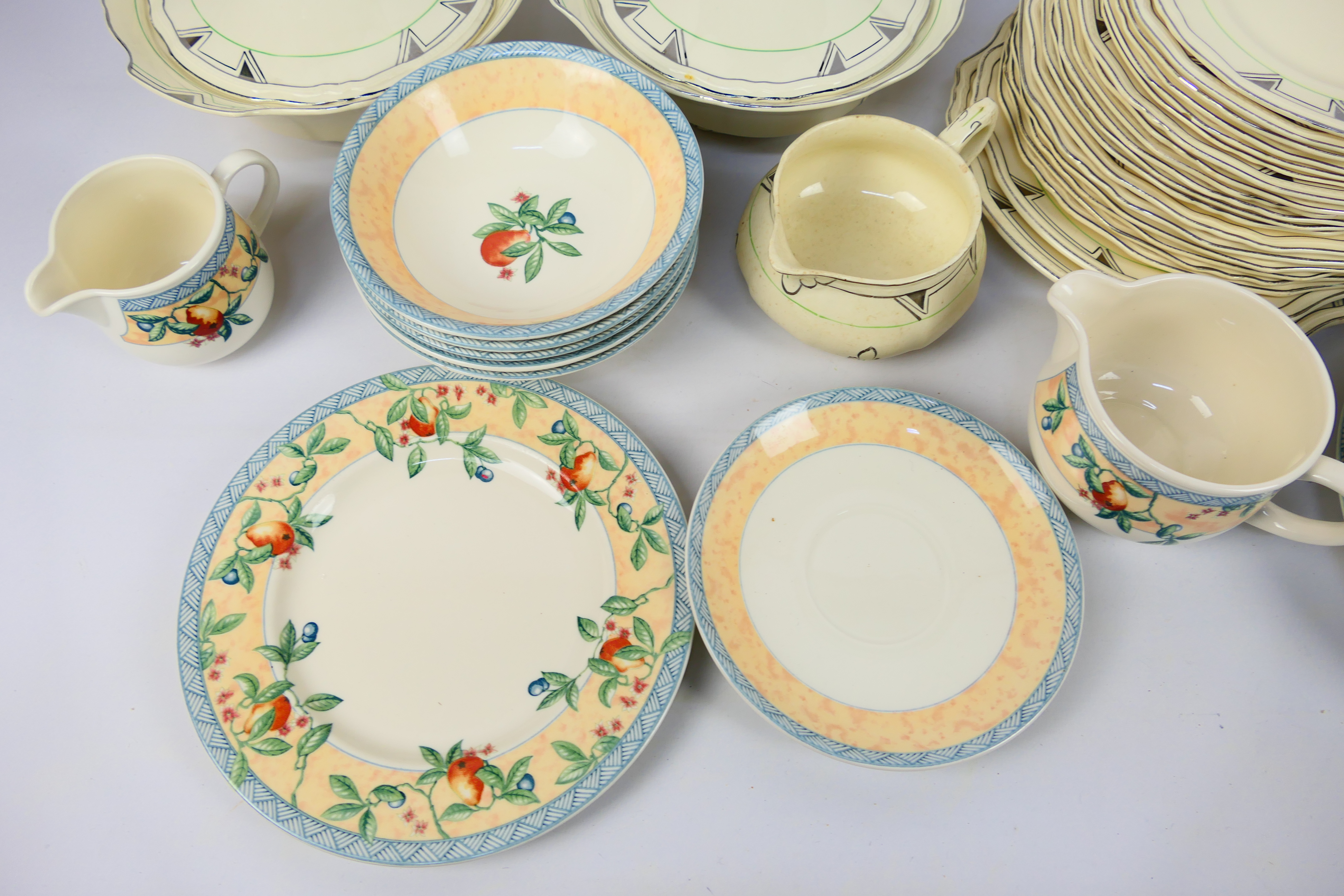 A collection of dinner wares to include Art Deco Alfred Meakin and Johnson Brothers. - Image 3 of 8