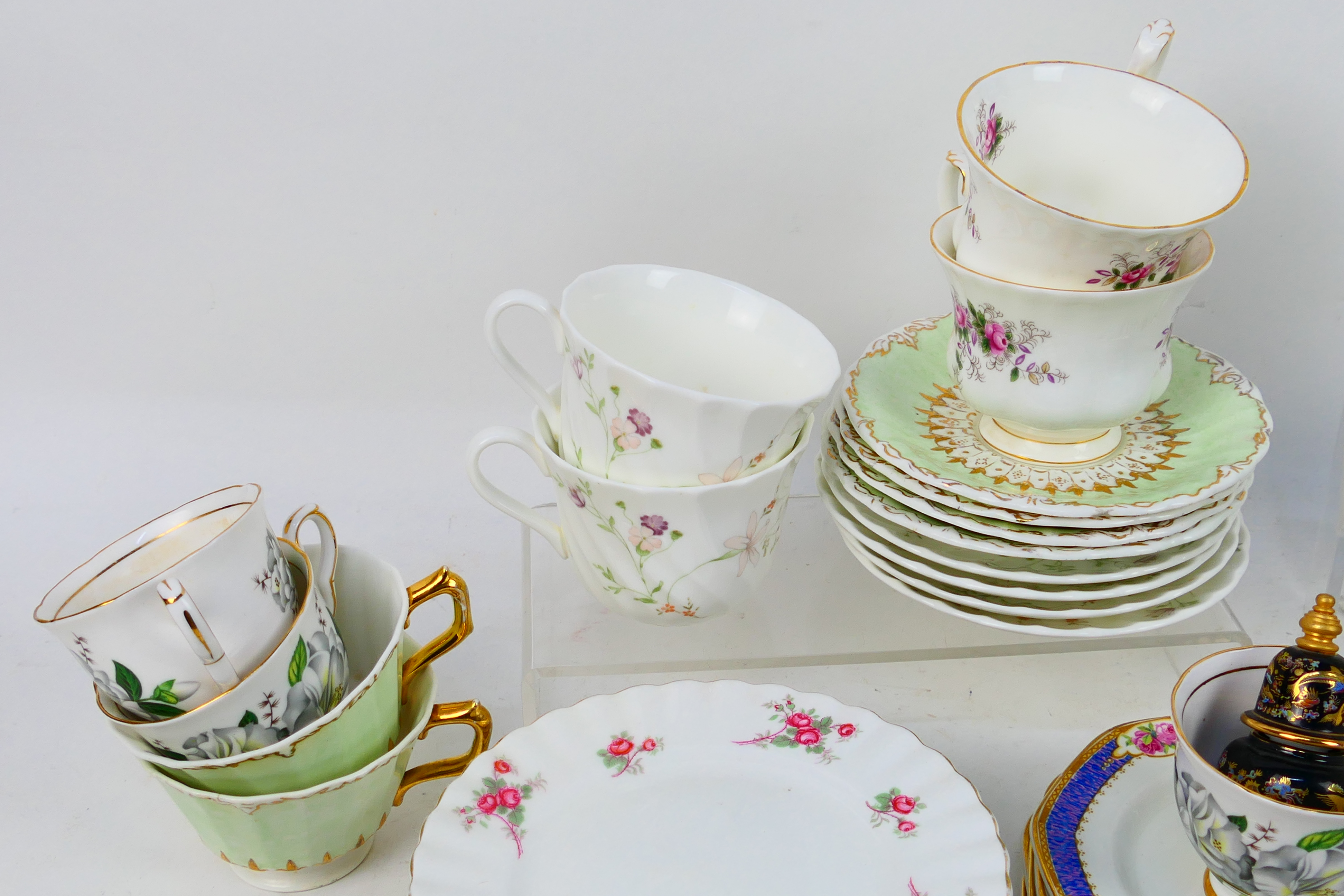 A collection of various tea wares to inc - Image 2 of 12