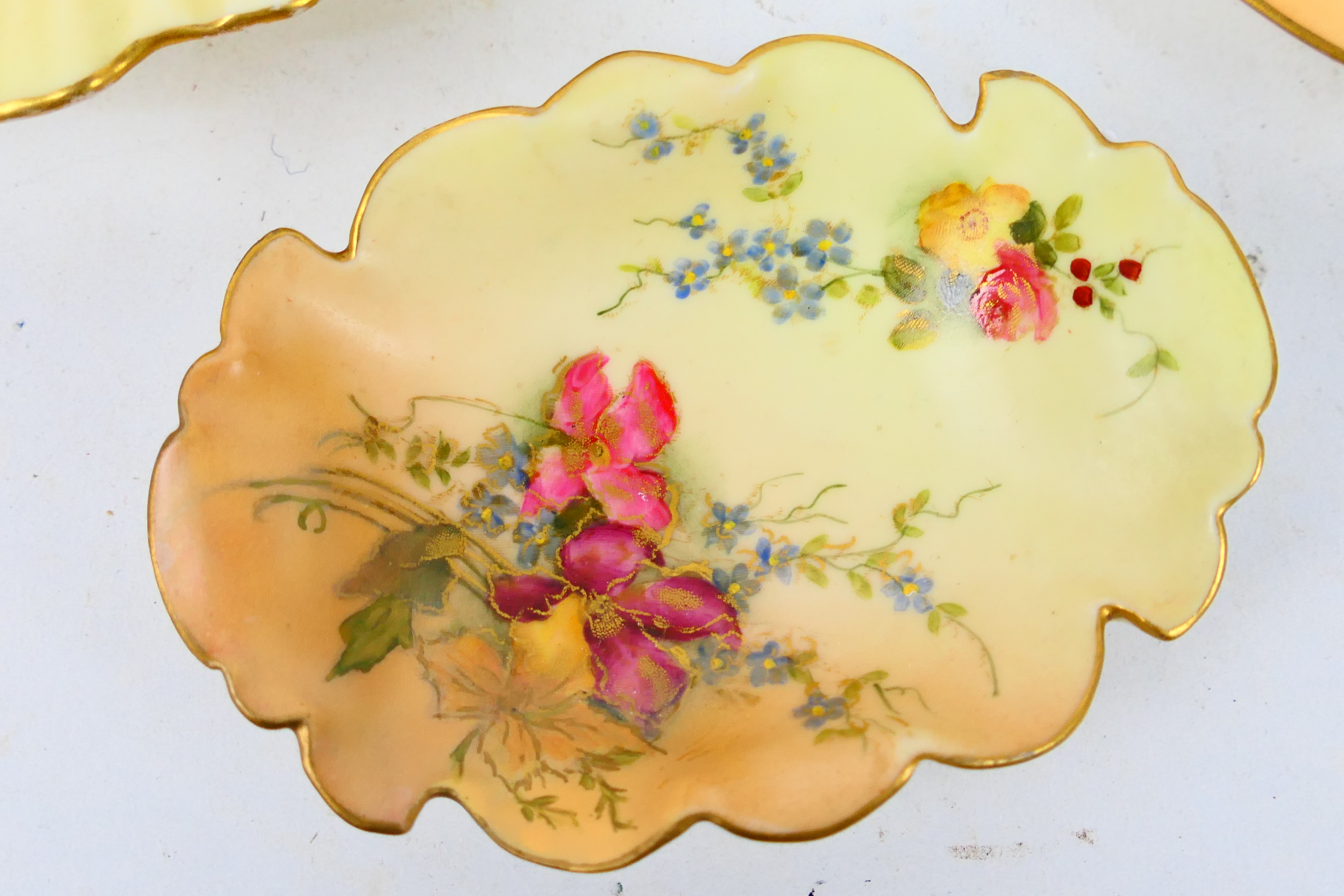 Royal Worcester - Three early 20th centu - Image 4 of 7