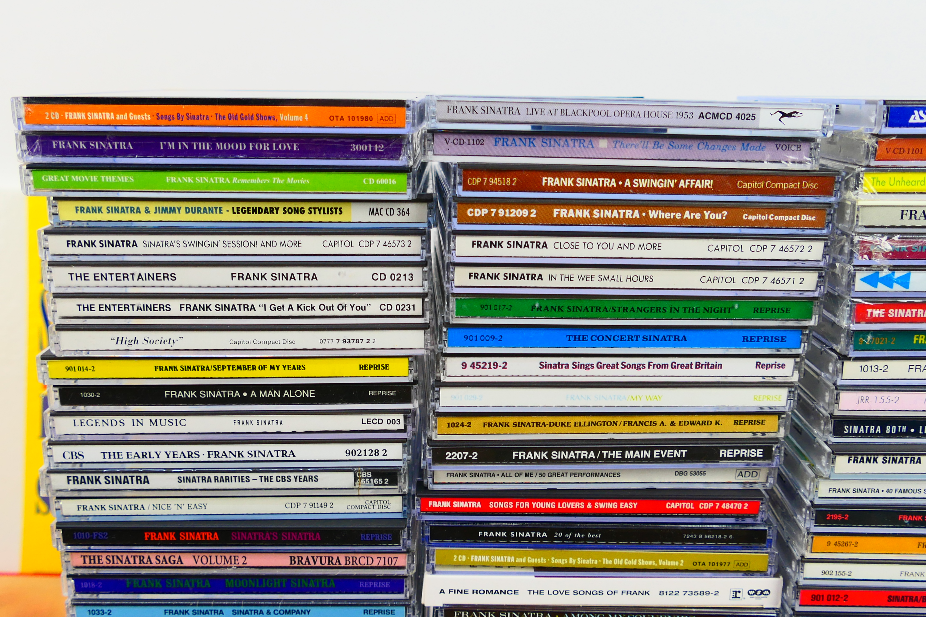 A large quantity of compact discs, predo - Image 3 of 11