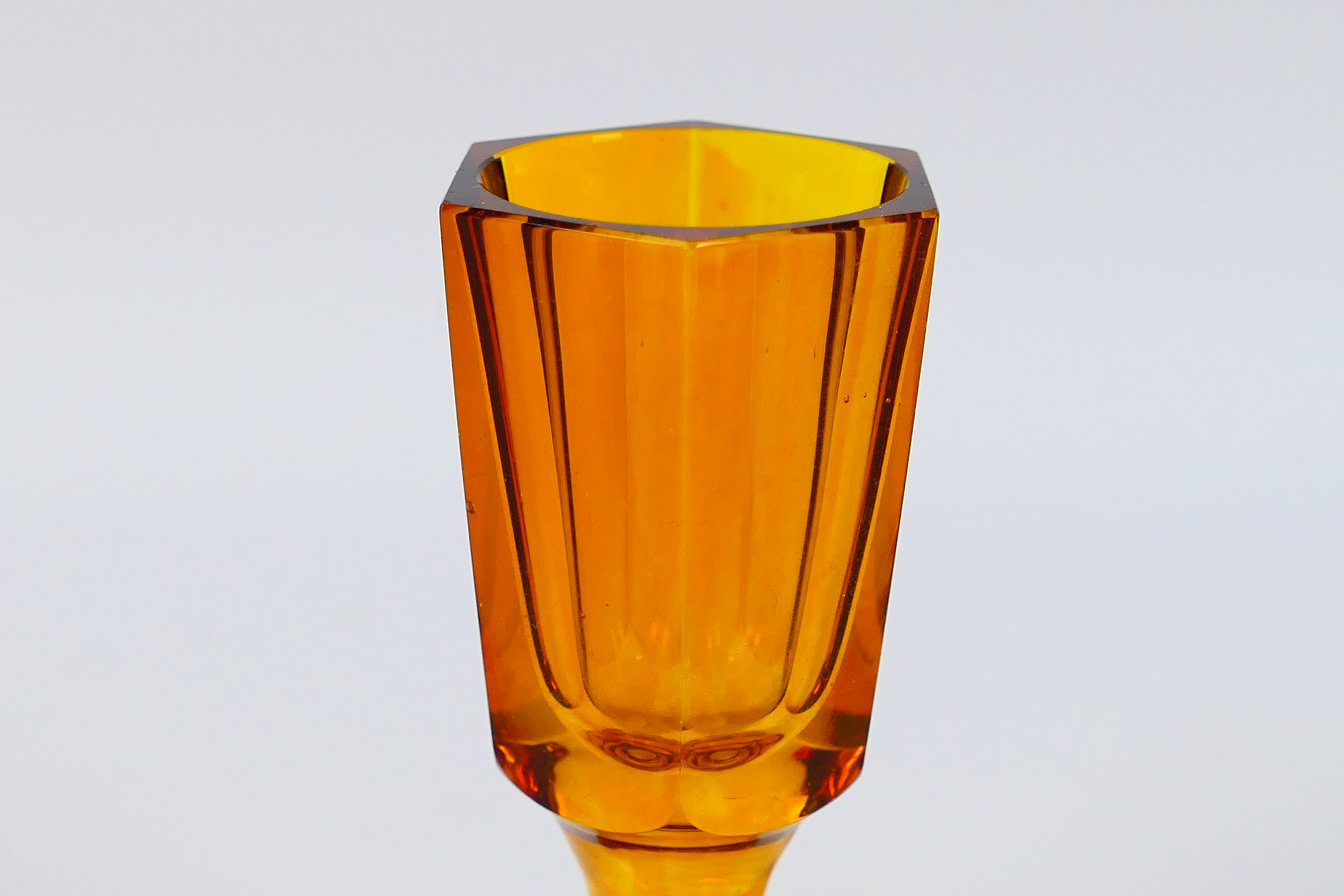 A Toastmaster's firing glass, the amber - Image 2 of 4