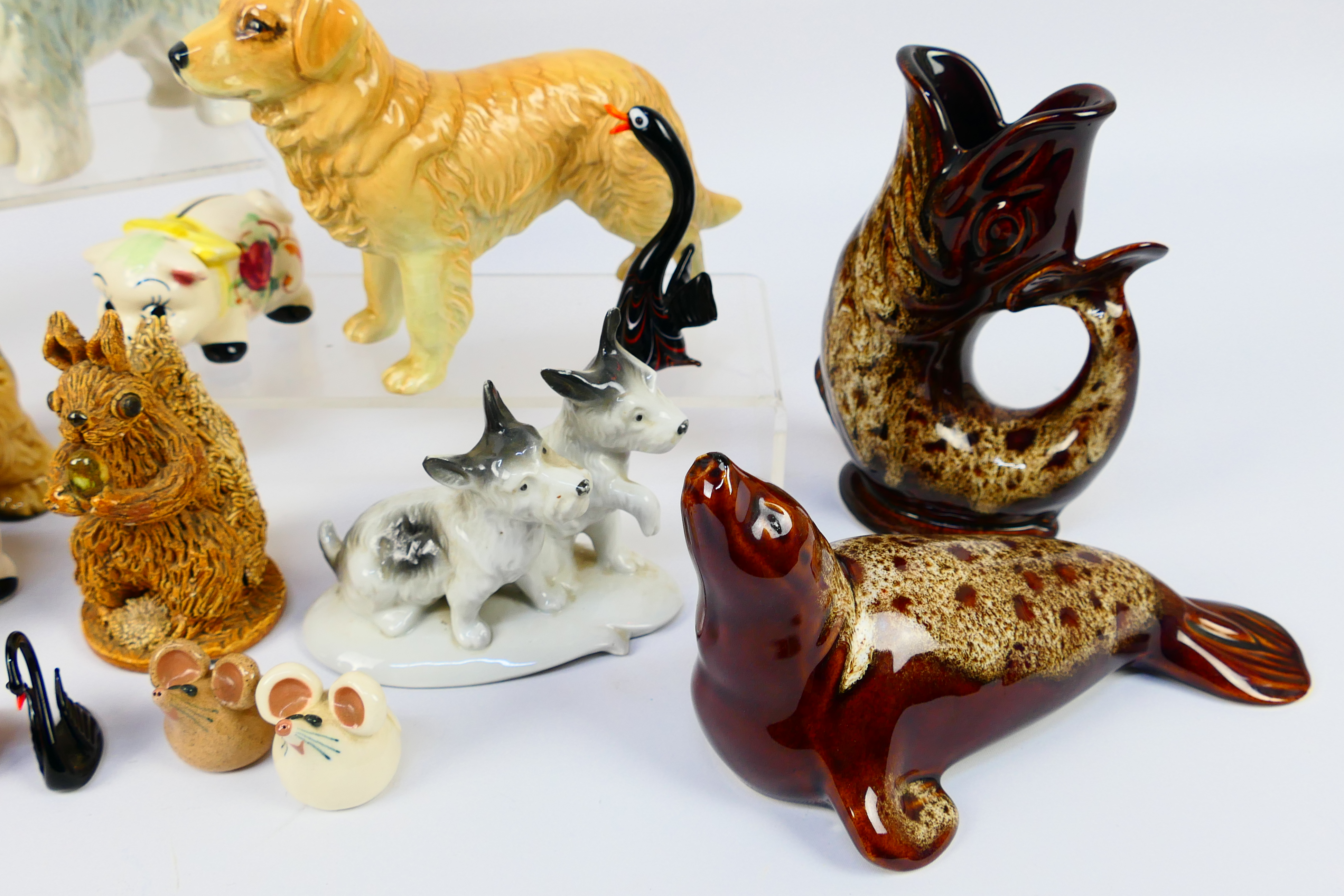 A collection of animal figures, ceramic - Image 6 of 6