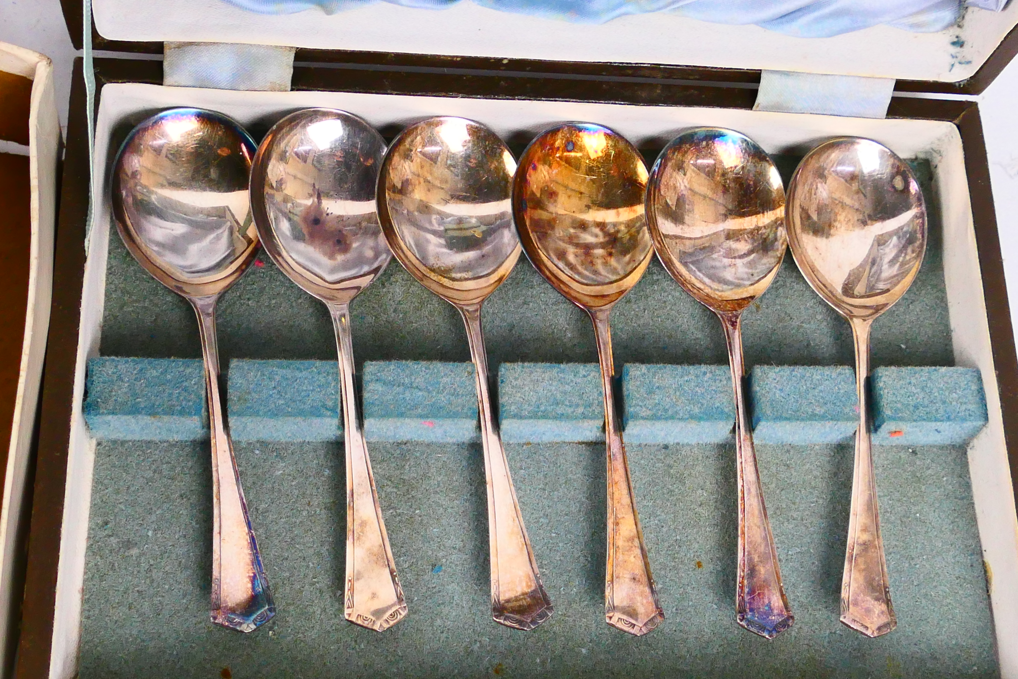 A collection of various flatware, part c - Image 9 of 9