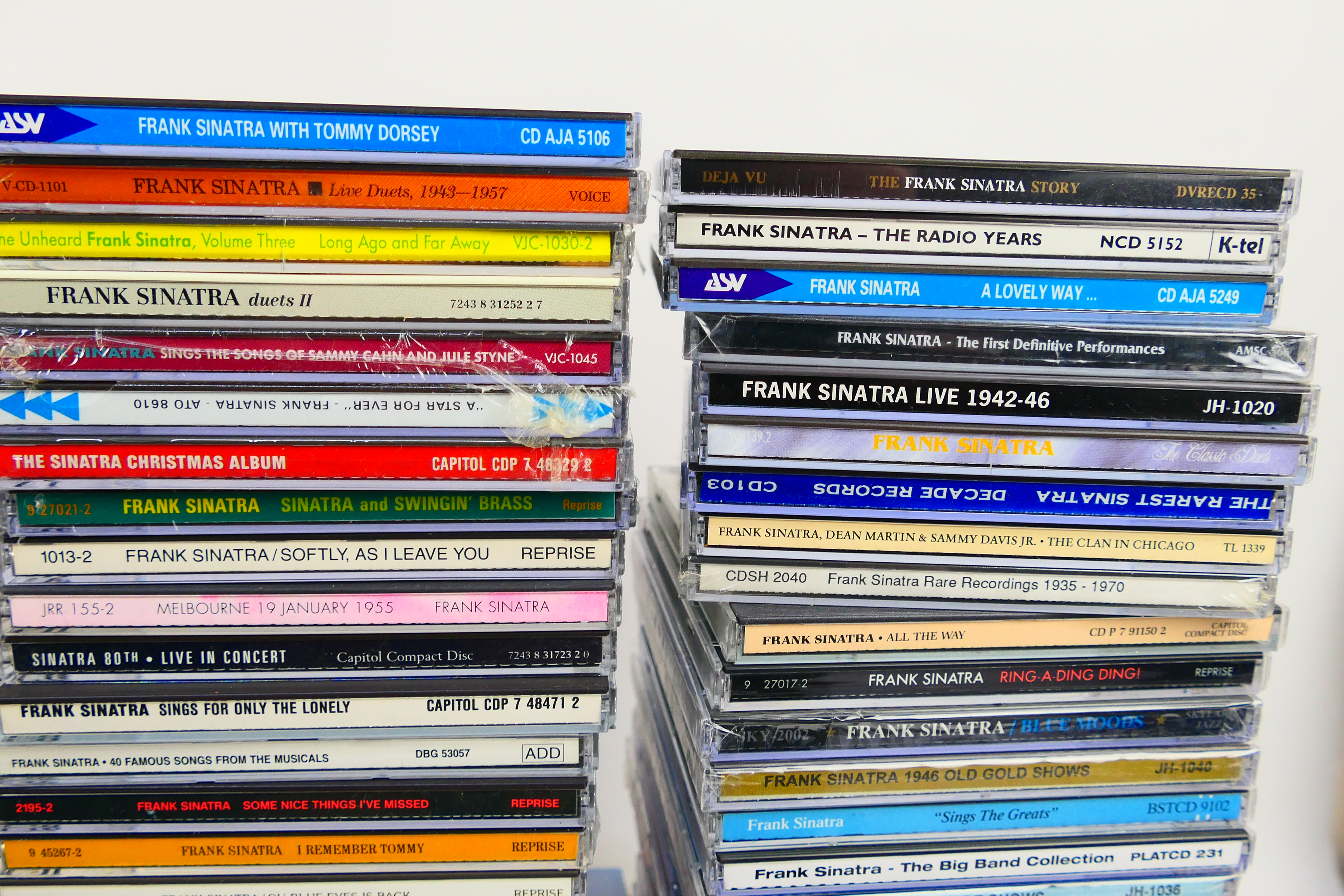 A large quantity of compact discs, predo - Image 8 of 11