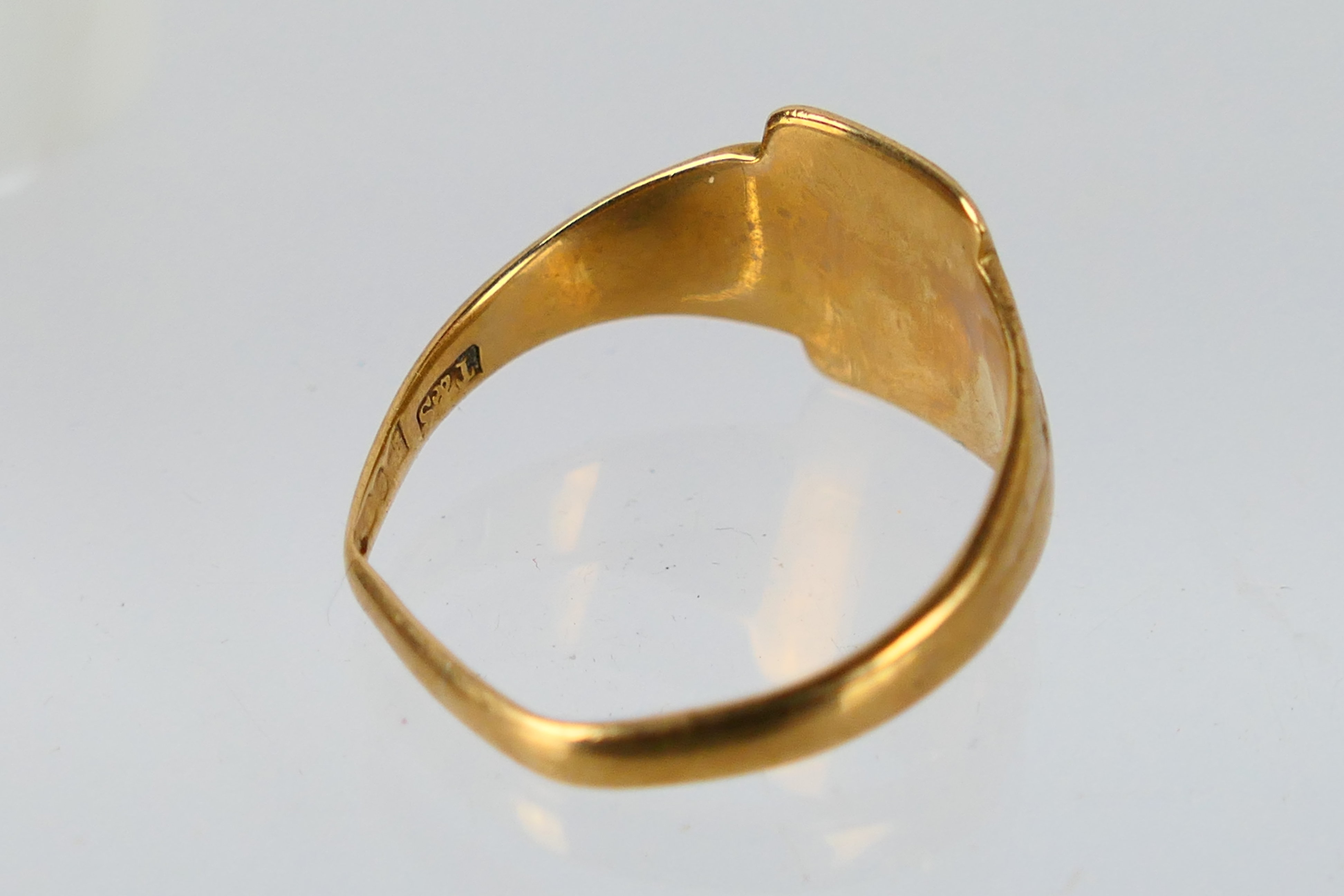 A 9ct gold ring (shank misshapen), 3.8 grams. - Image 3 of 4