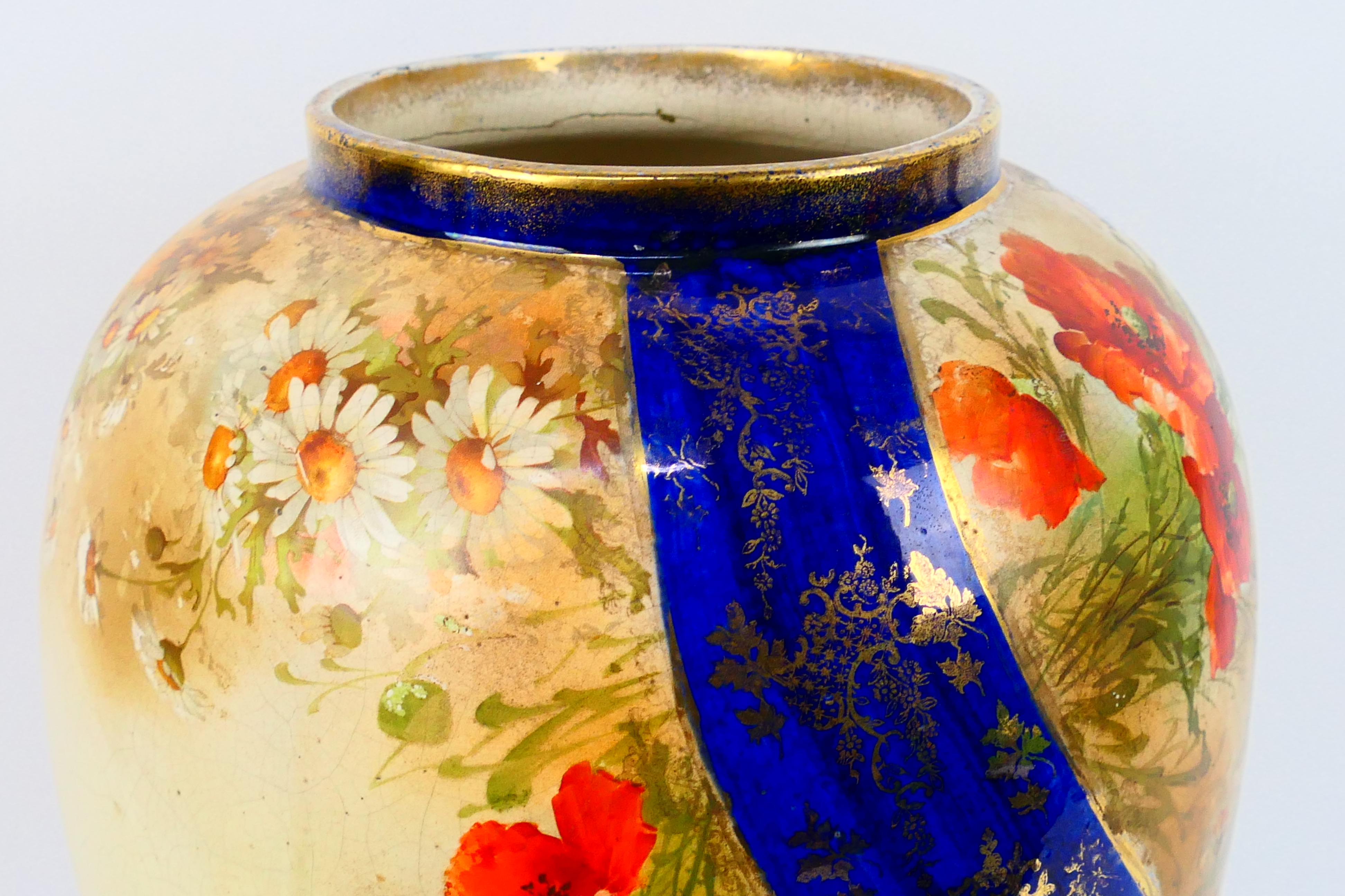 A large vase with floral and gilt decoration, approximately 40 cm (h). - Image 6 of 12