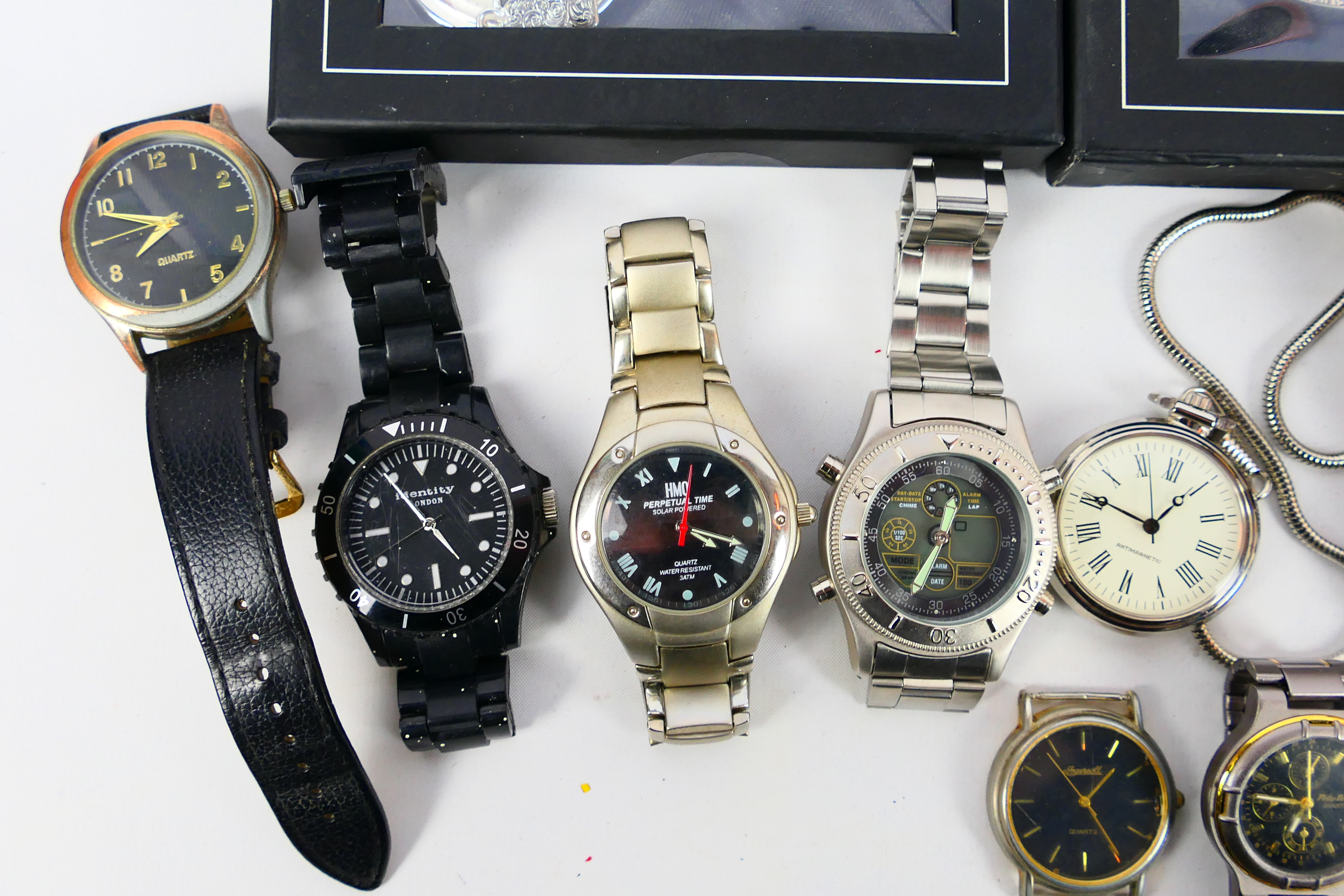 A quantity of modern pocket watches and wrist watches, - Image 2 of 9