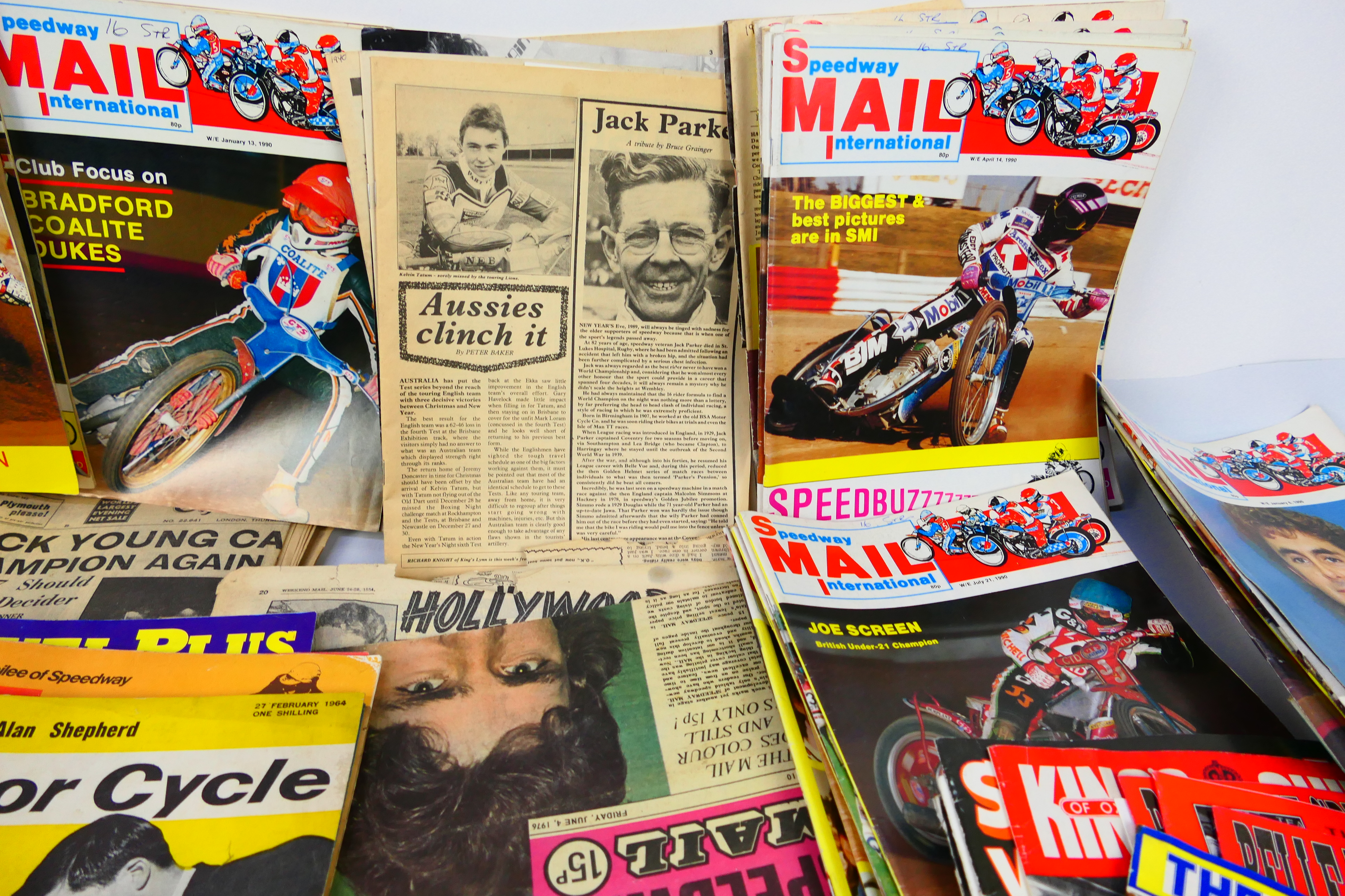 Speedway Interest - A collection of vintage speedway related magazines and ephemera, - Image 2 of 5