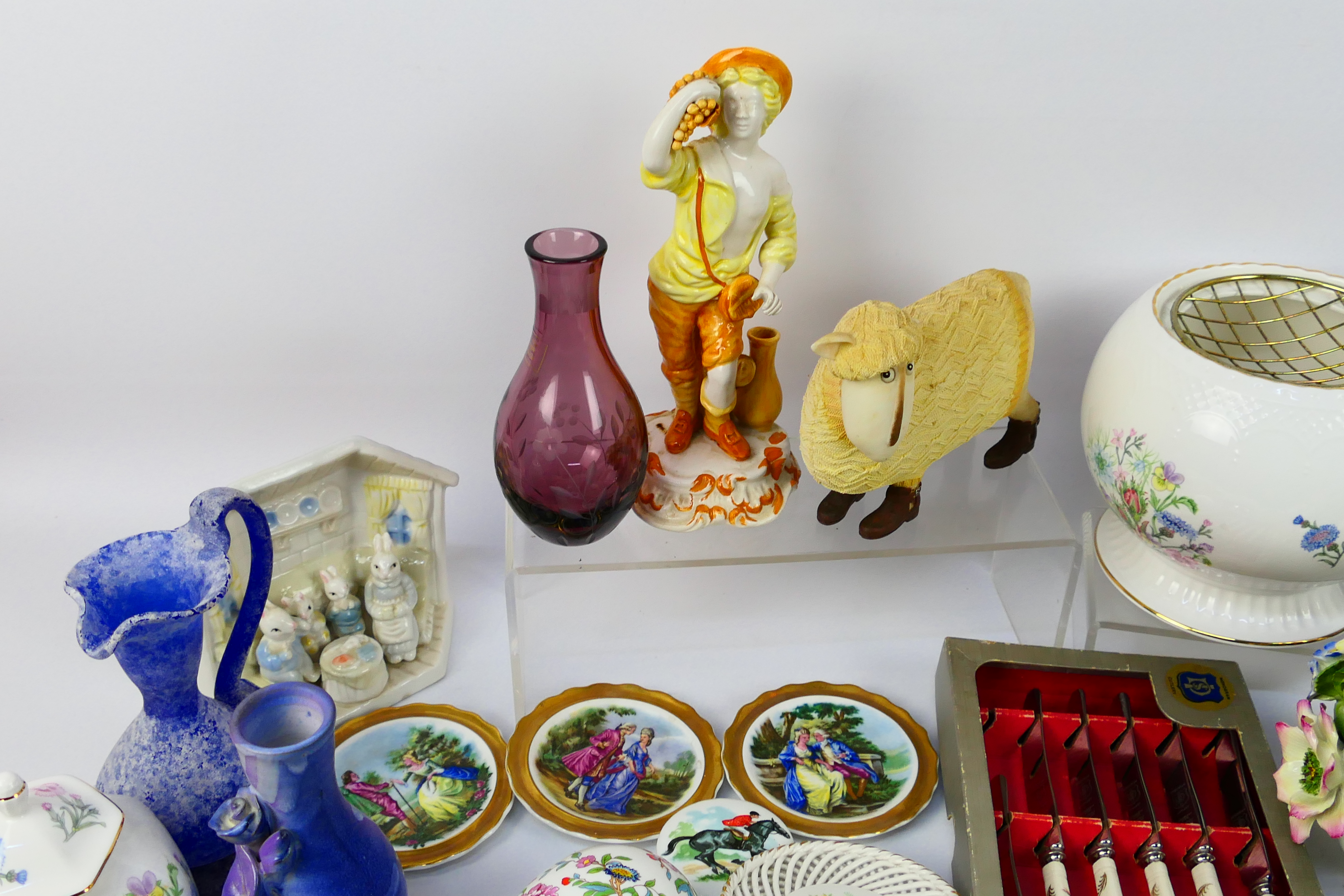 A mixed lot, predominantly ceramics and glassware to include Aynsley, Wedgwood, Minton and other, - Image 2 of 7