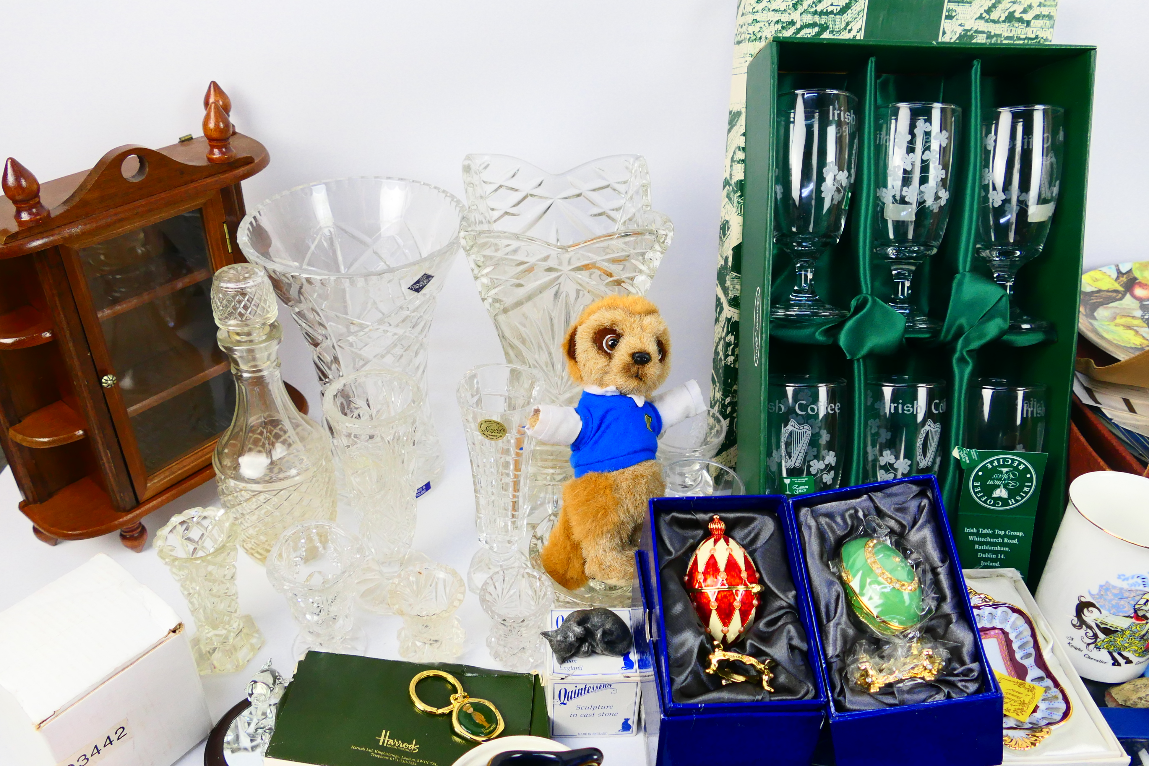 Lot to include glassware, ceramics, decorative figural clock, Leonardo Iguana figure, - Image 2 of 6