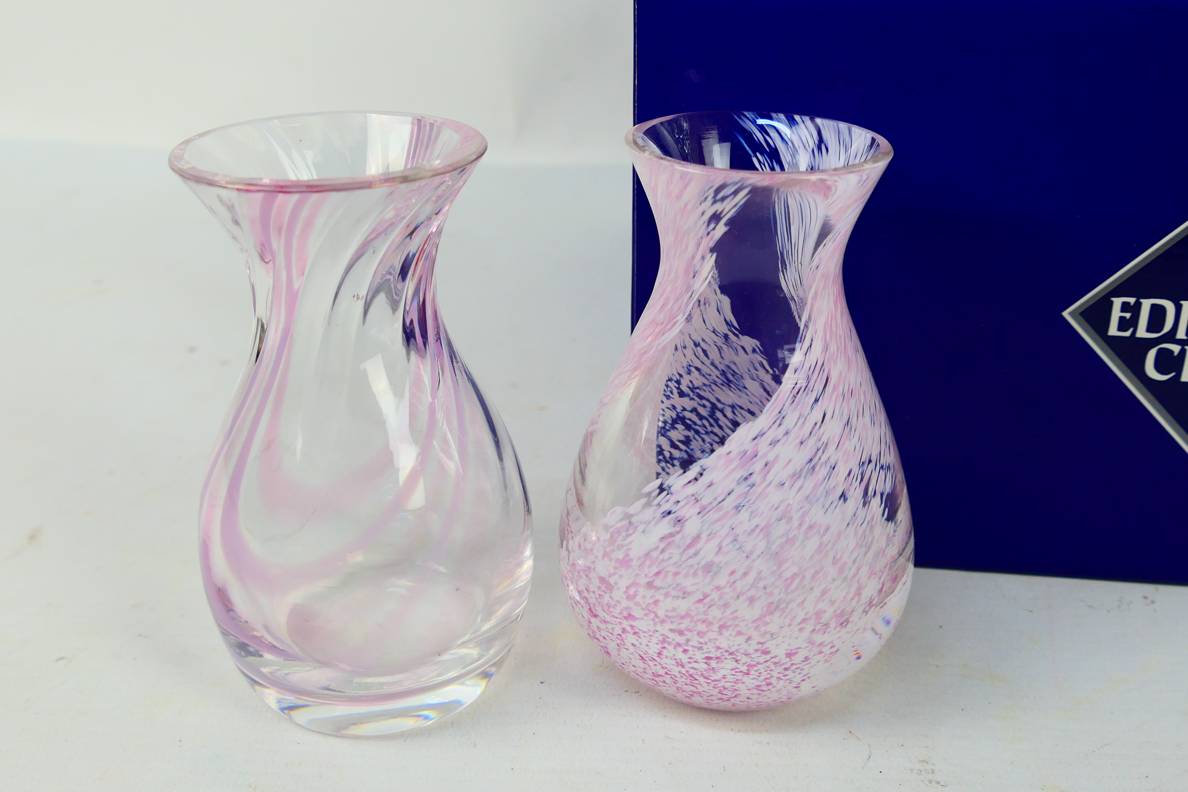 A boxed Edinburgh Crystal bowl, two decorative glass vases and a jug. - Image 2 of 4