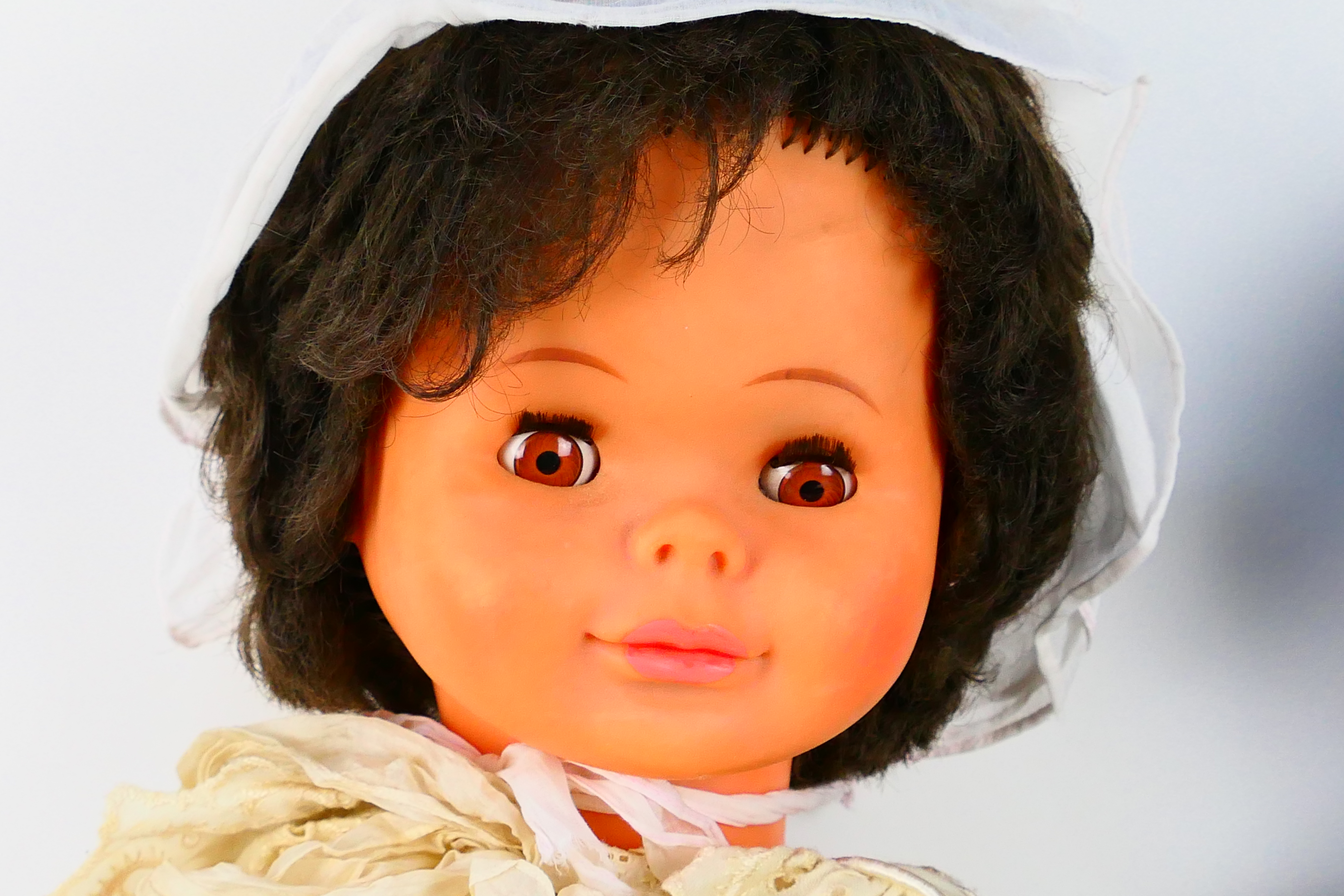 Reliable - Lissi Batz - 2 x large vintage dolls, - Image 4 of 9