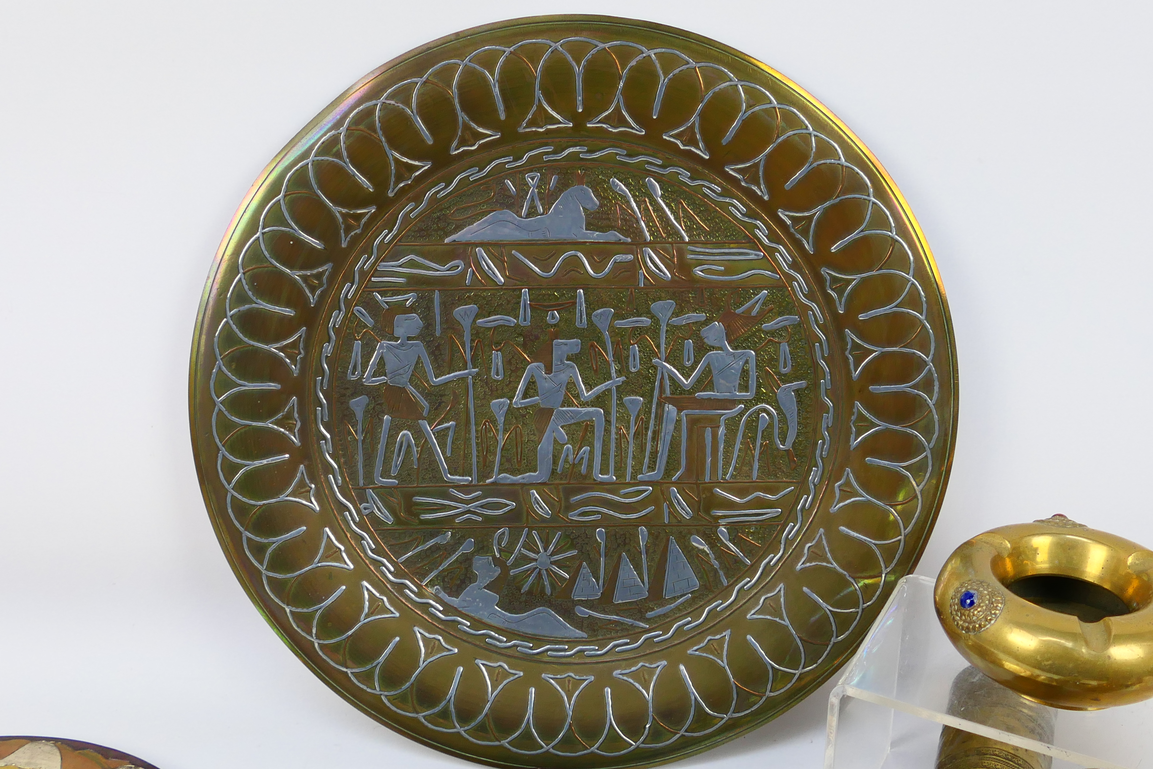 A quantity of Asian metal wares to include Egyptian Cairoware style dishes and other. - Image 2 of 6