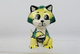 A Lorna Bailey cat figure, Tuna, approximately 12 cm (h), signed.