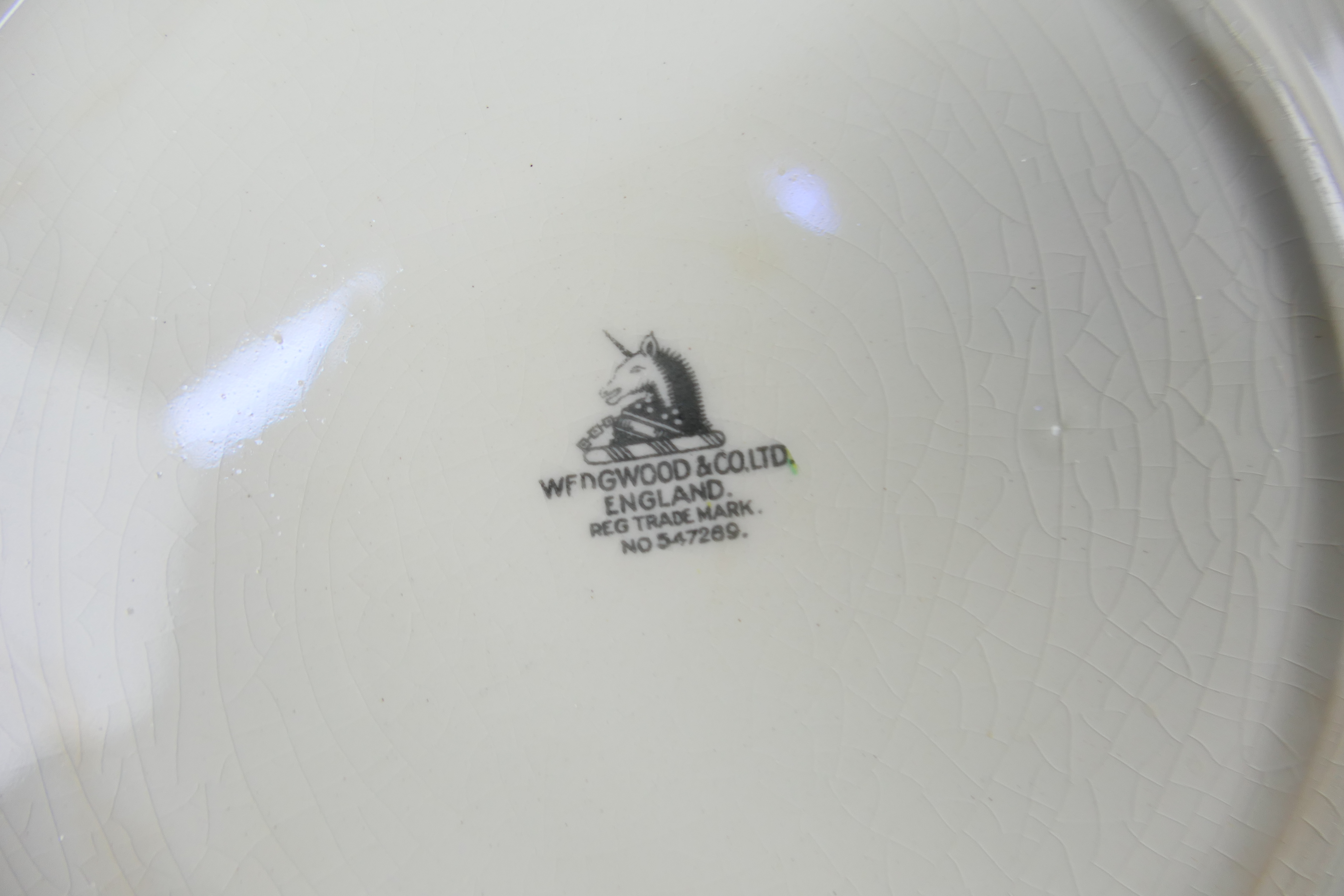Royal Doulton, Royal Worcester, Wedgwood - 6 x ceramic plates. - Image 6 of 8