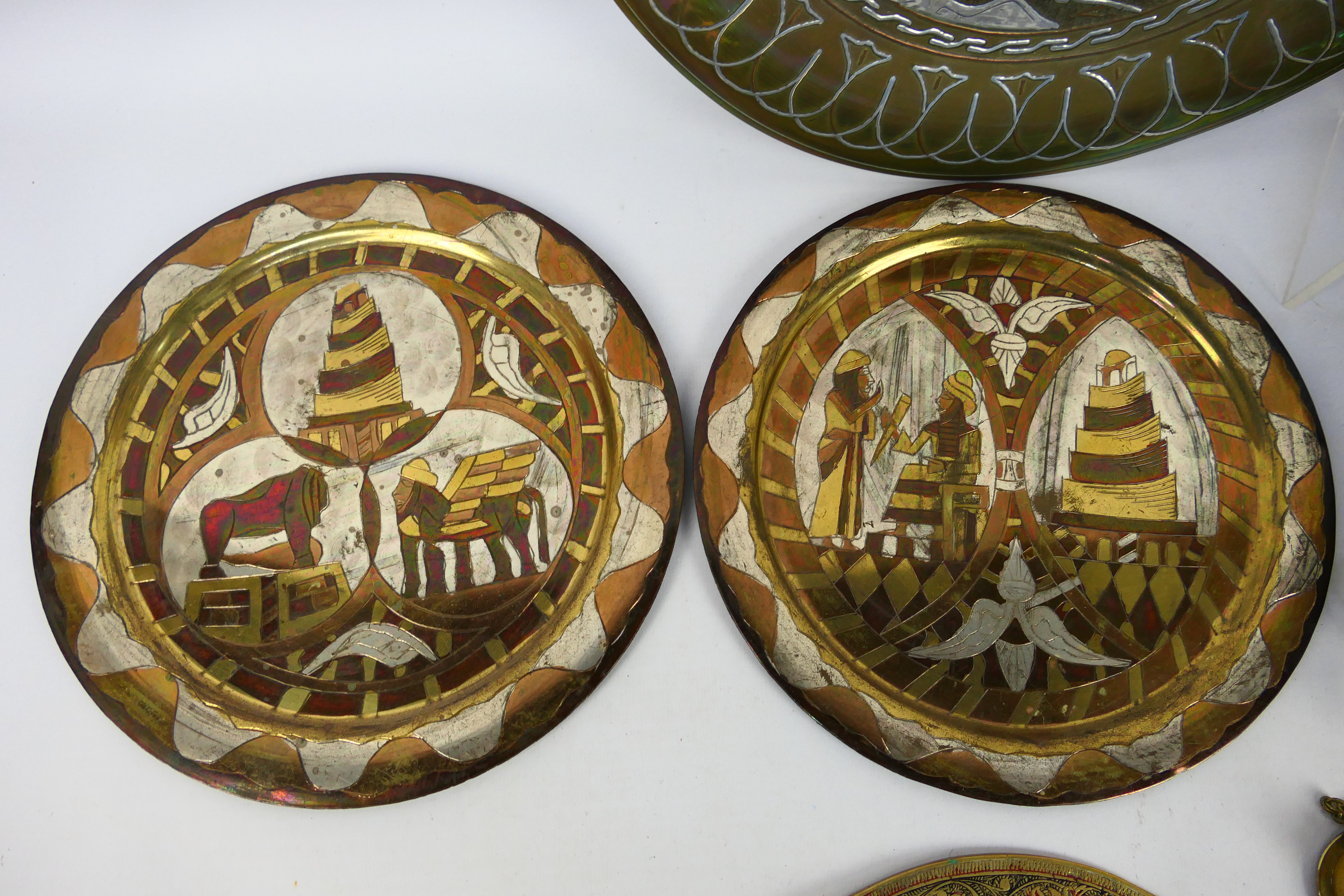 A quantity of Asian metal wares to include Egyptian Cairoware style dishes and other. - Image 3 of 6