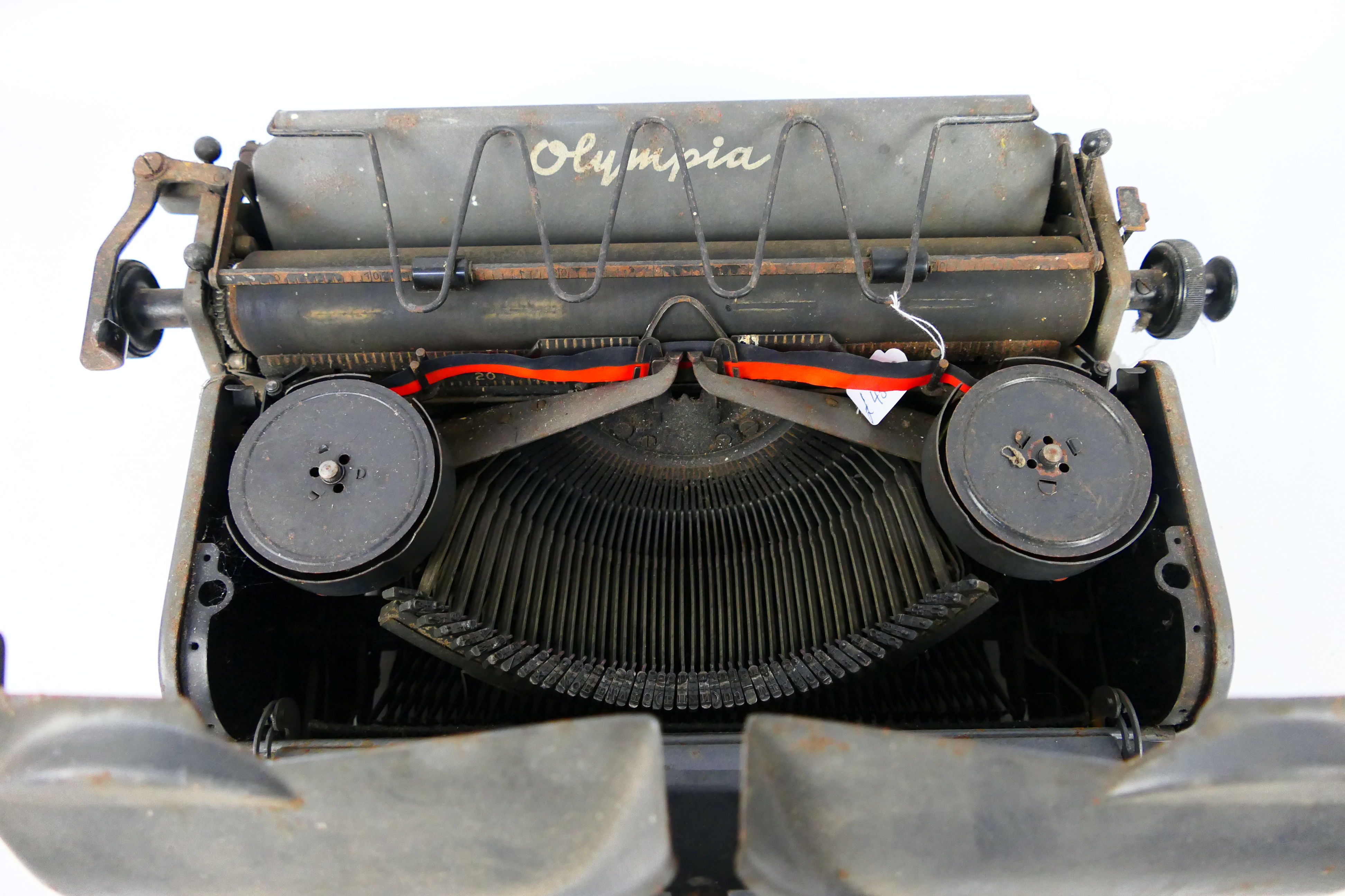 A World War Two (WW2 /WWII) German Olympia Robust portable typewriter, - Image 4 of 8
