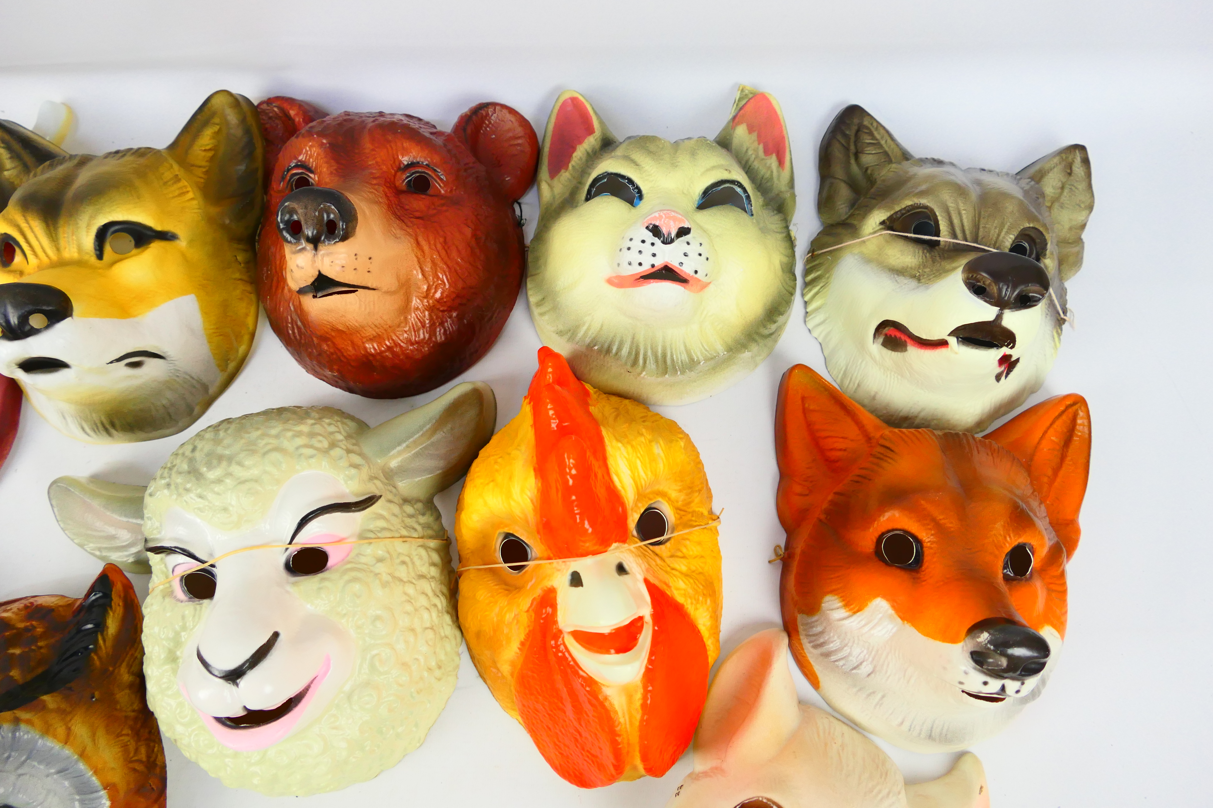 Animal Masks - Costume - An assortment of approximately 14 unboxed and unbranded plastic Animal - Image 5 of 7