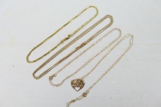 Four fine trace necklace chains one with Special Mum pendant,