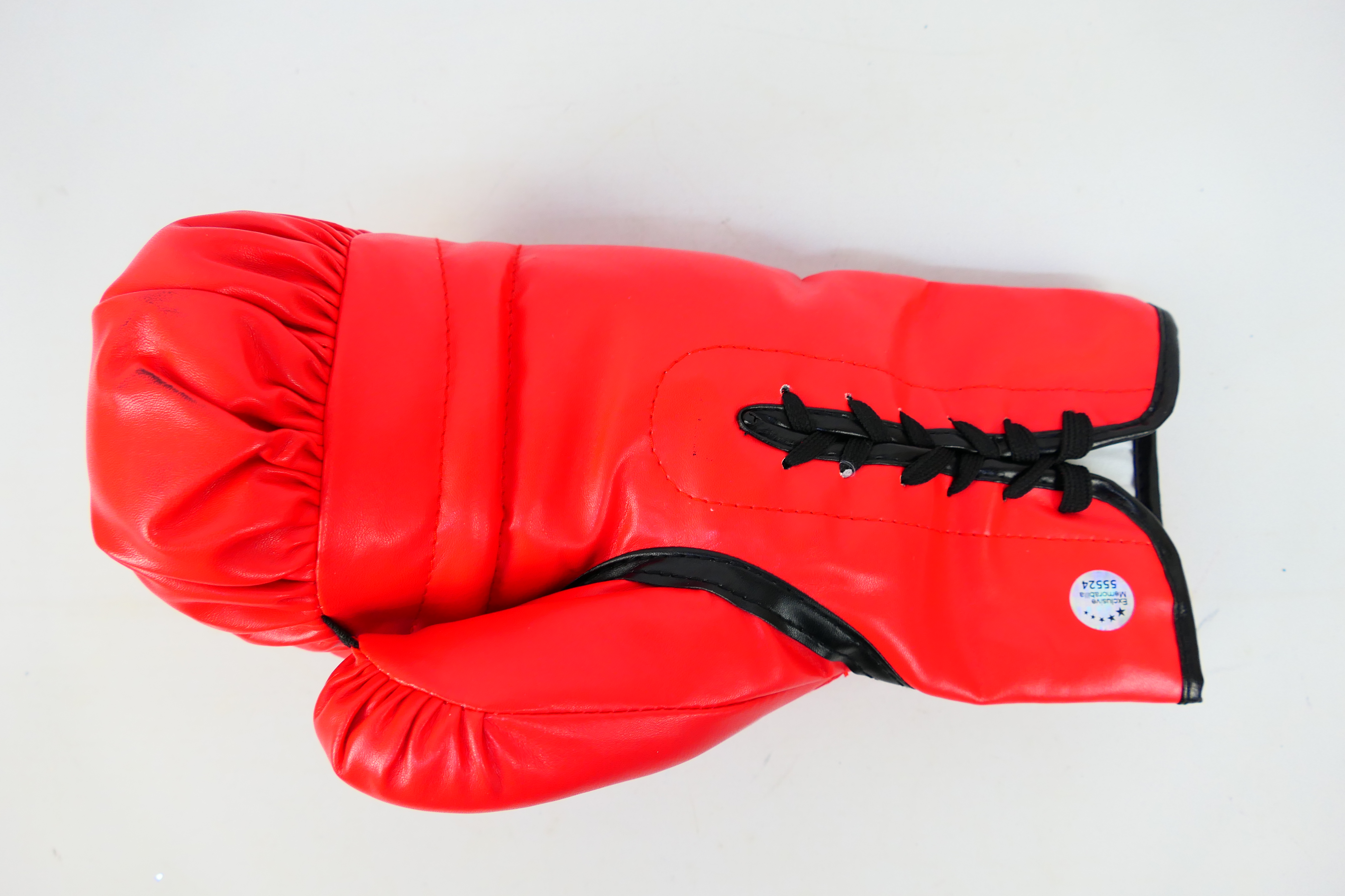Boxing Interest - A red Everlast boxing glove signed by WBC Heavyweight Champion Tyson Fury, - Image 3 of 6