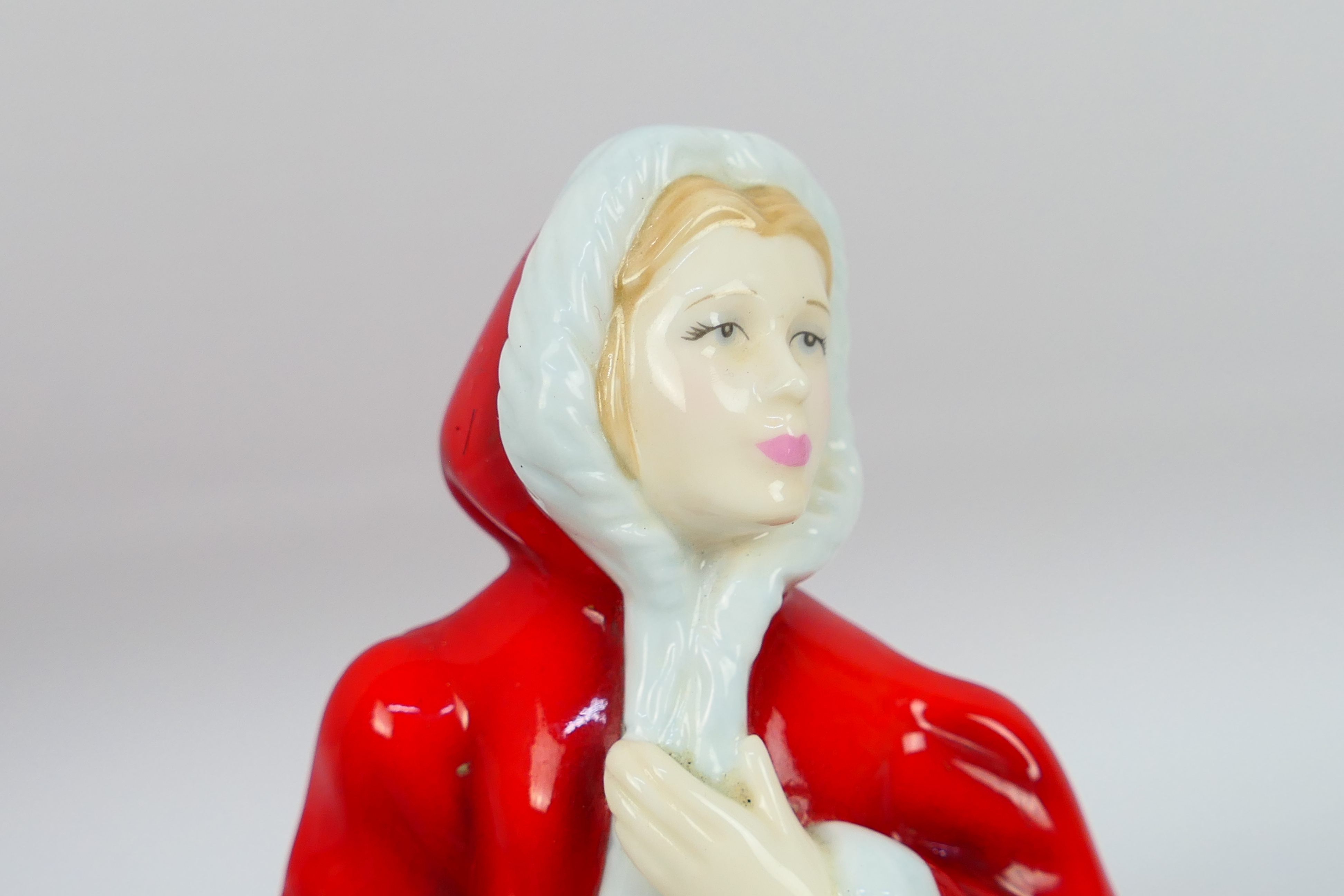 A collection of Royal Doulton lady figures to include Gemstones Collection, - Image 6 of 7