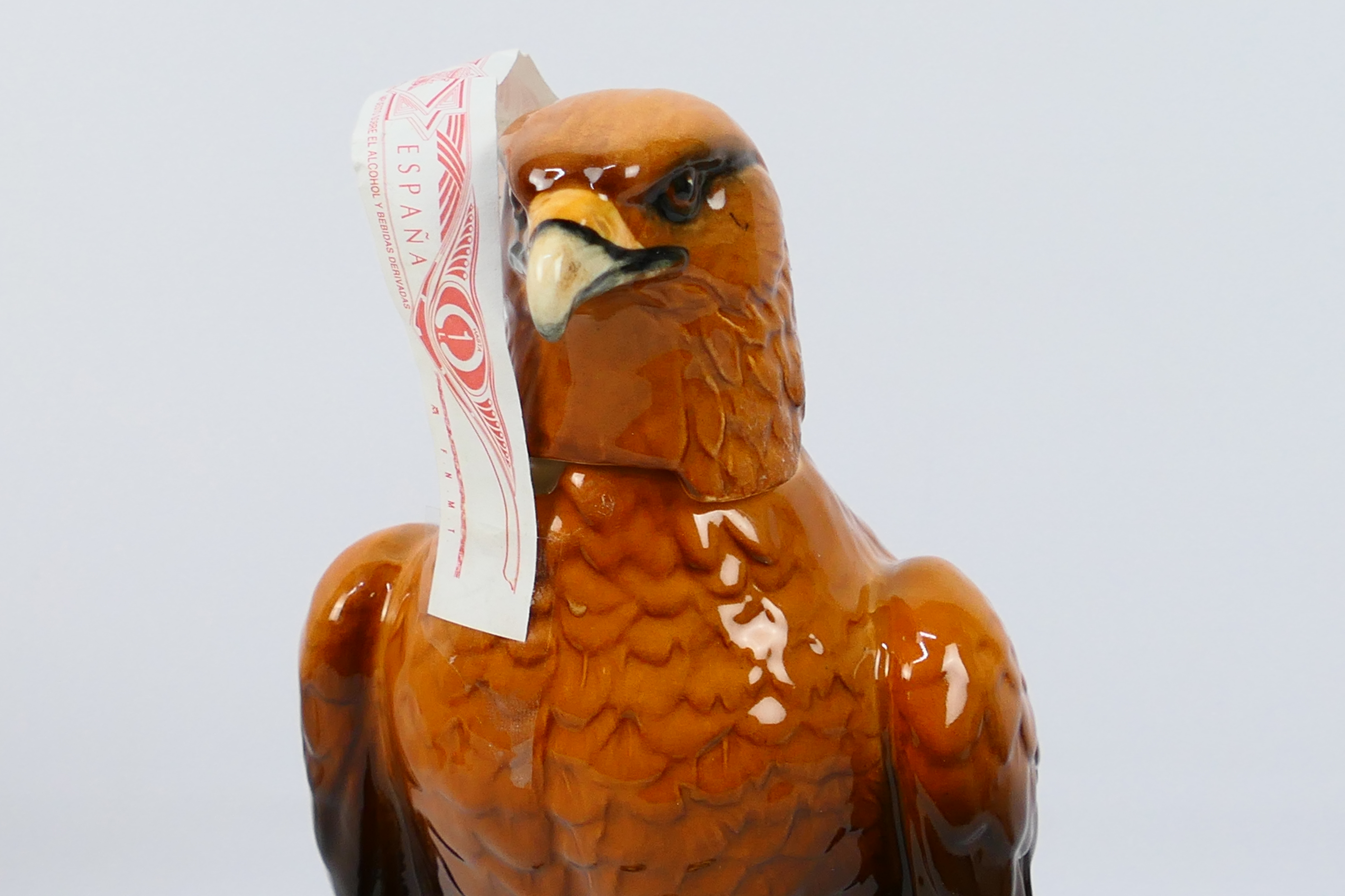 Whyte & Mackay - A ceramic Royal Doulton decanter in the form of a Golden Eagle from the Scottish - Image 3 of 10