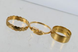 9ct Gold - Three 9ct yellow gold rings, various sizes, approximately 4.6 grams total.