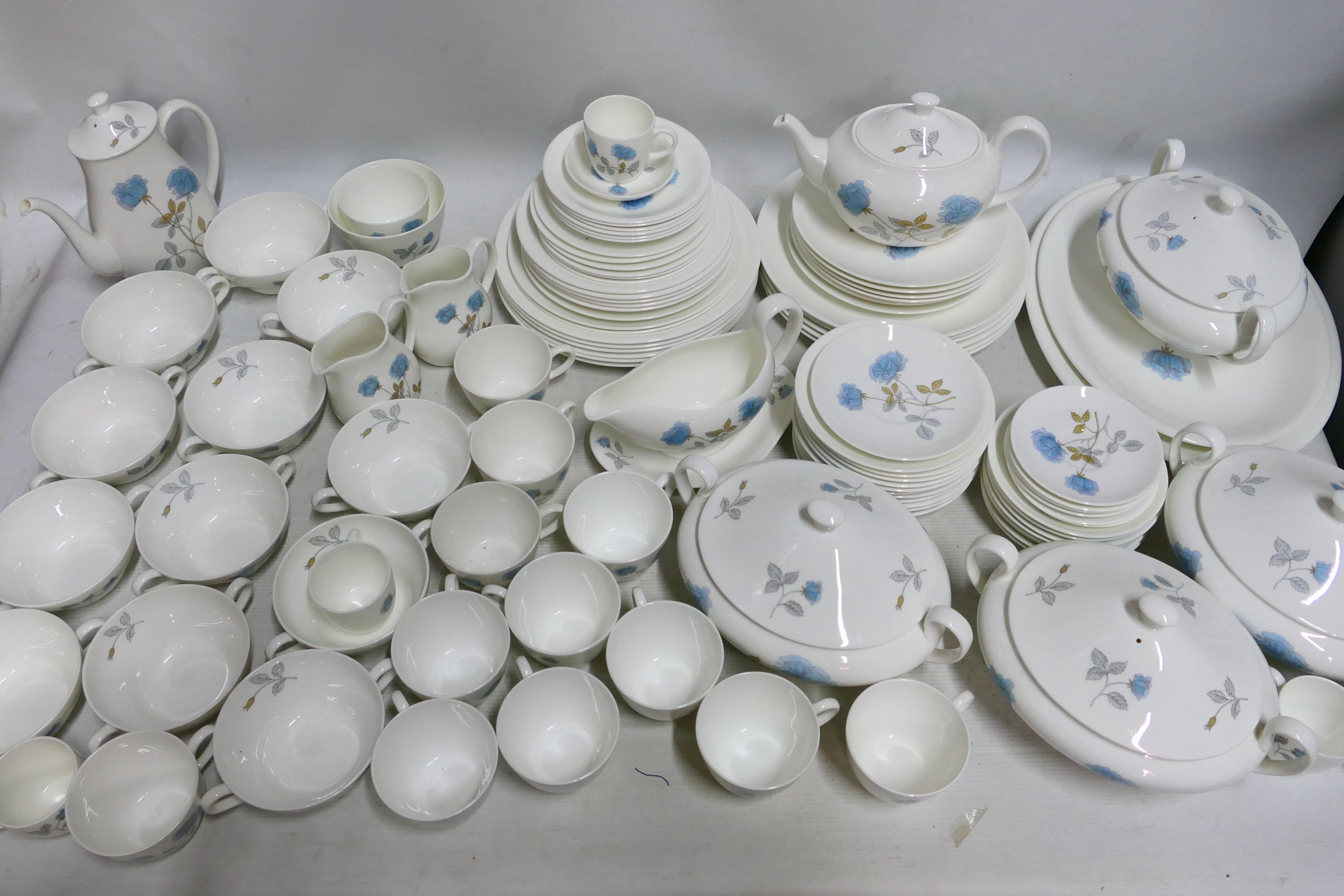 Wedgwood - A large Wedgwood Ice Rose dinner/tea set - Pieces include soup bowls, cream jugs,