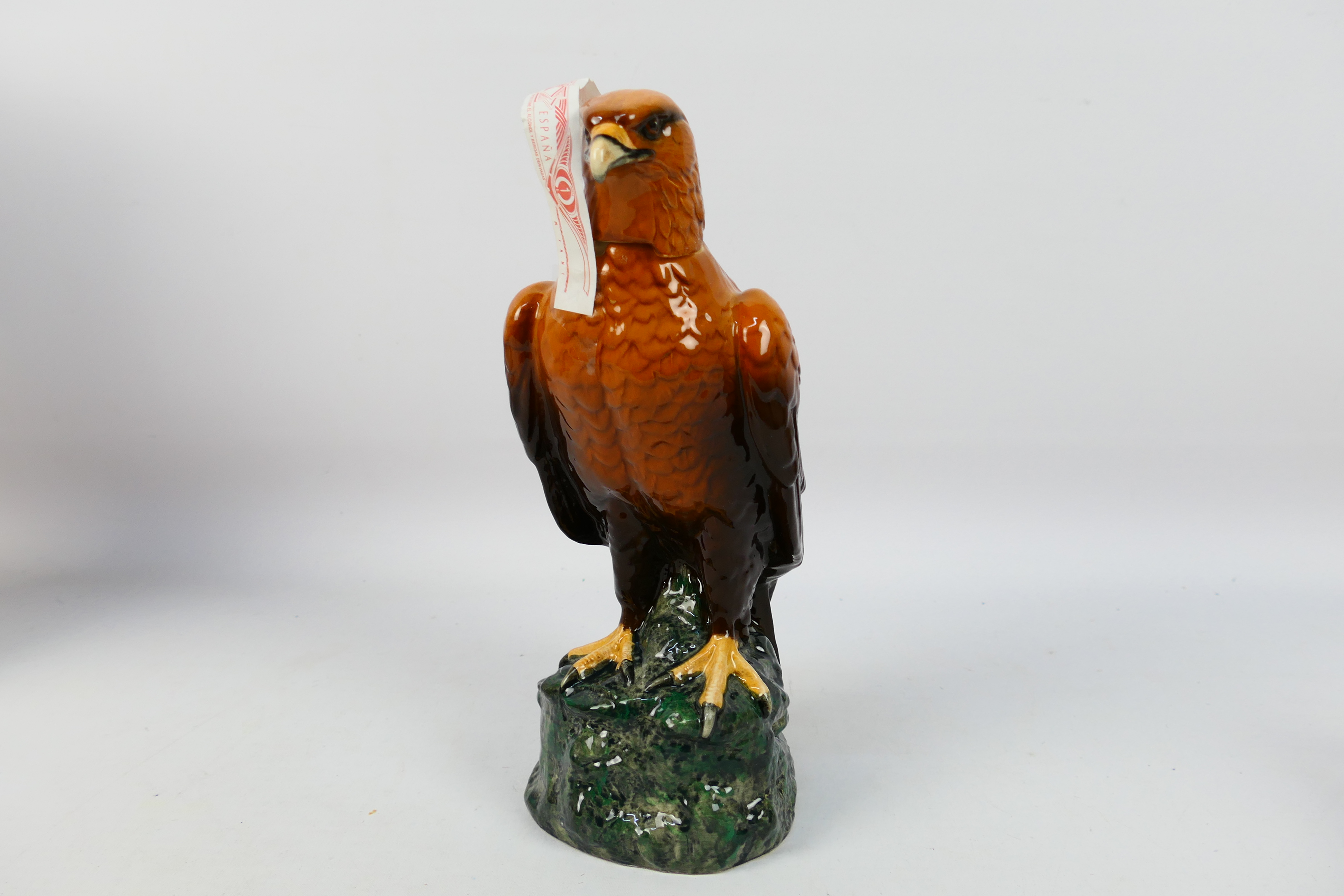 Whyte & Mackay - A ceramic Royal Doulton decanter in the form of a Golden Eagle from the Scottish - Image 2 of 10