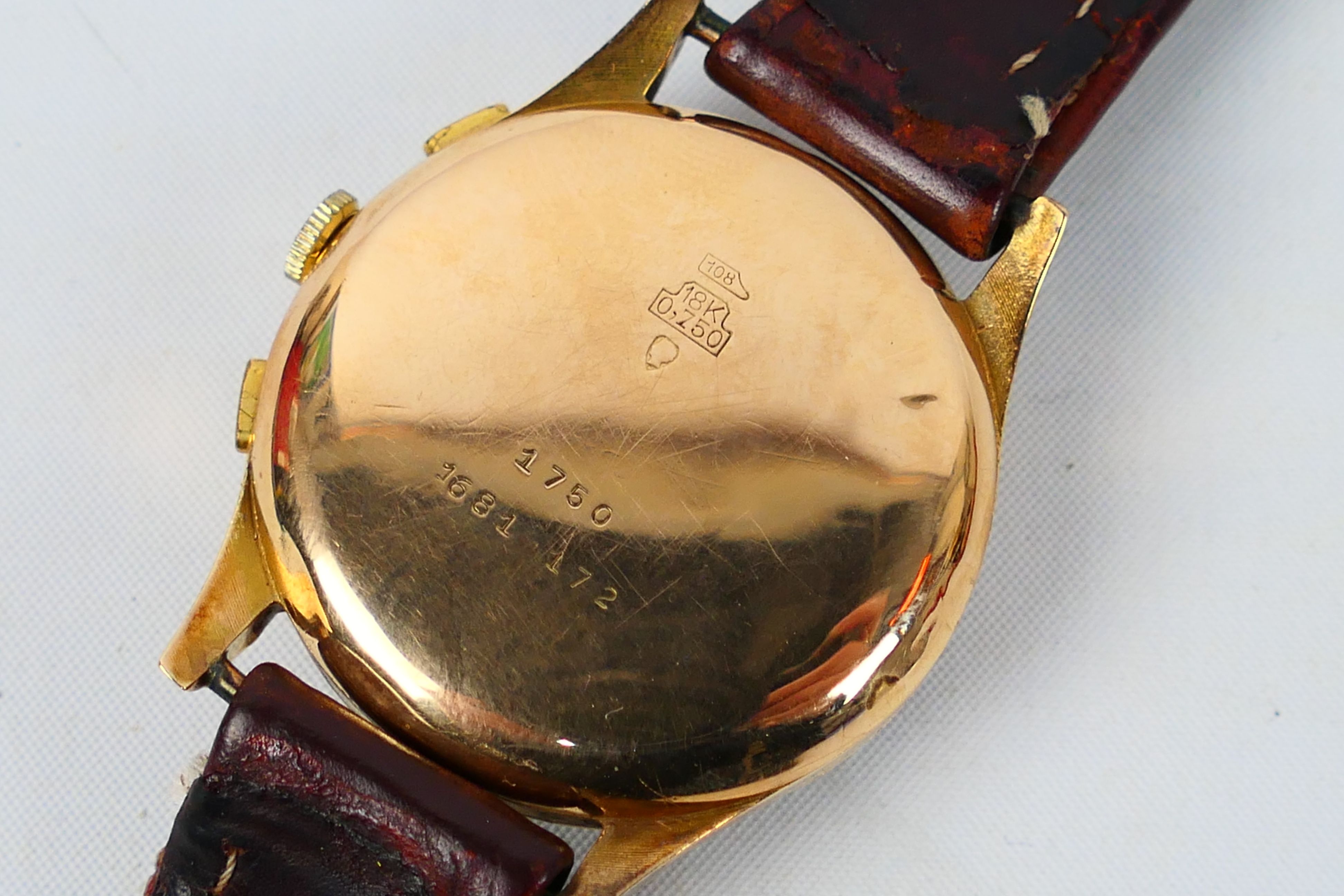 A gentleman's 18ct gold Maxor chronograph wrist watch, 38 mm (d) case, - Image 6 of 10