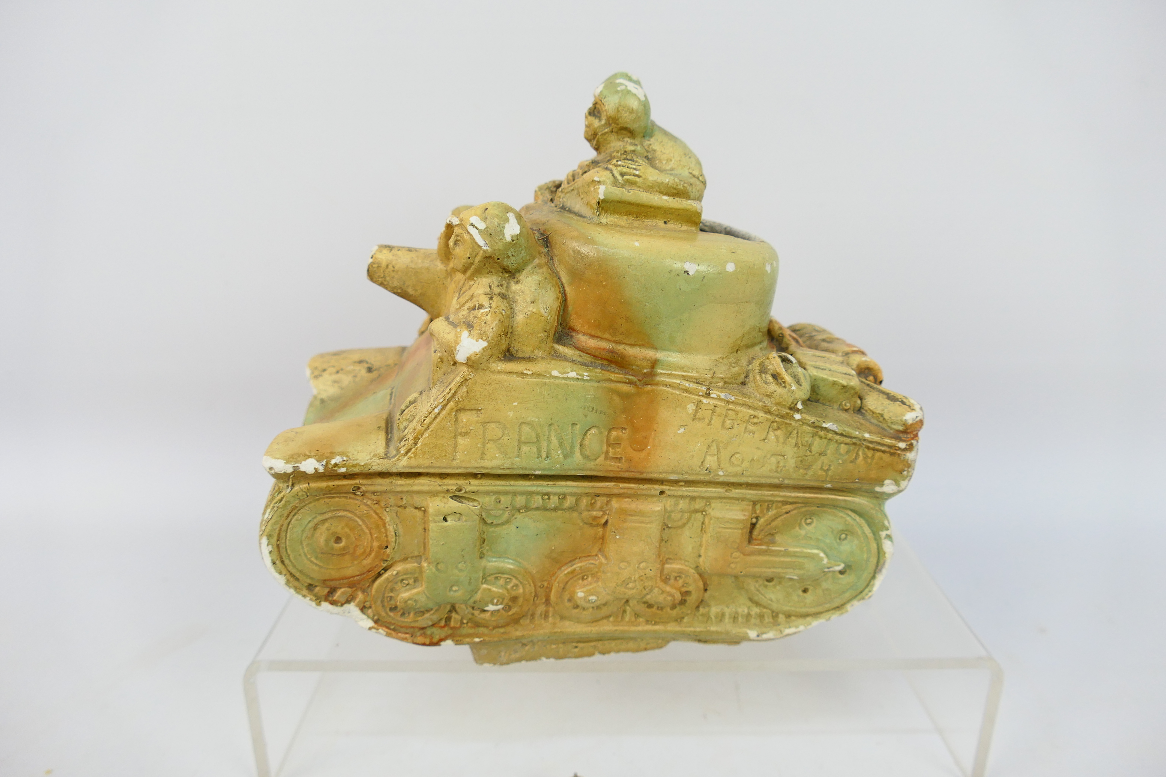 A ceramic model depicting a stylised French tank, - Image 5 of 6
