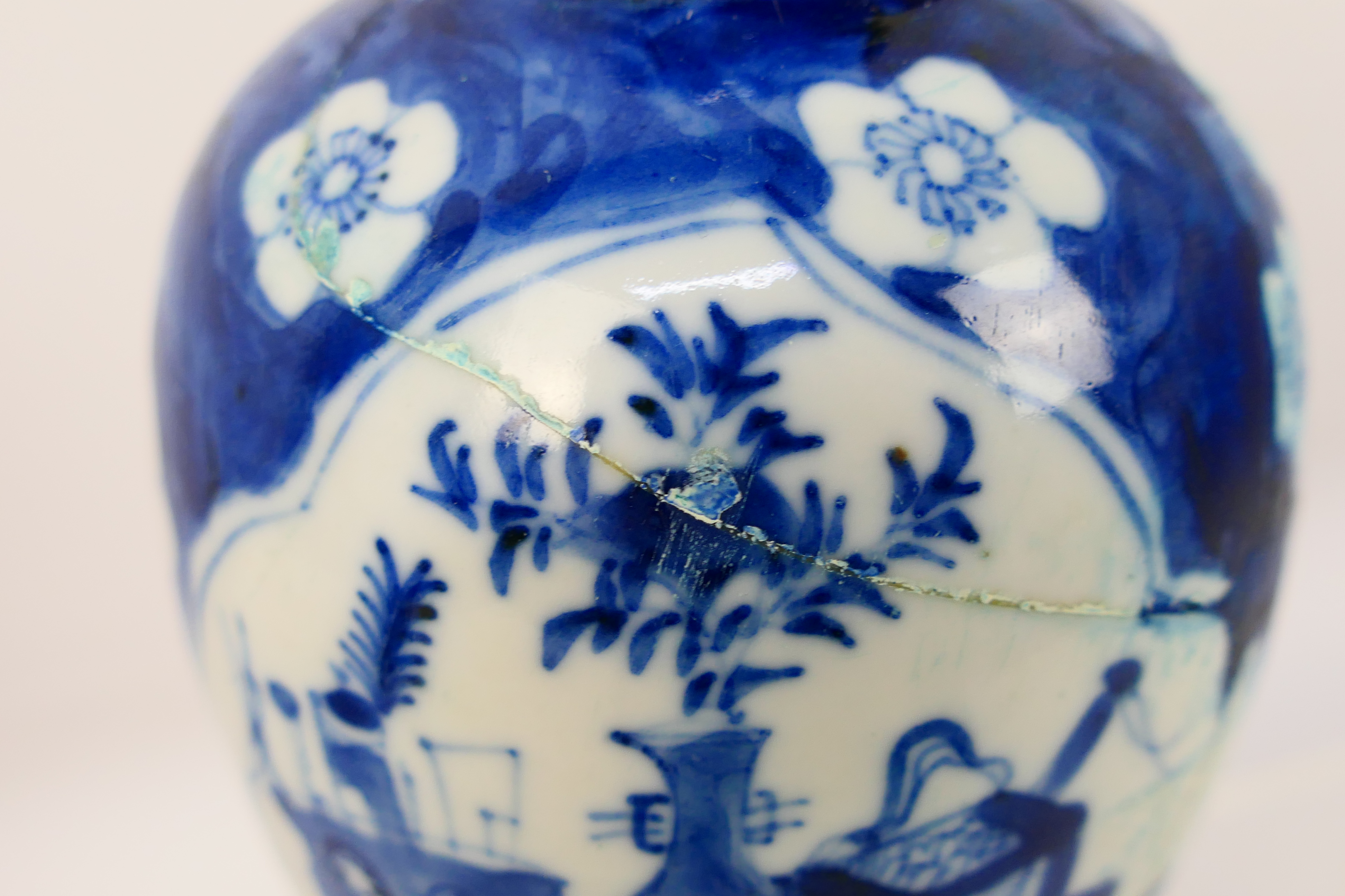 A Chinese blue and white jar and cover, decorated with prunus, - Image 21 of 23