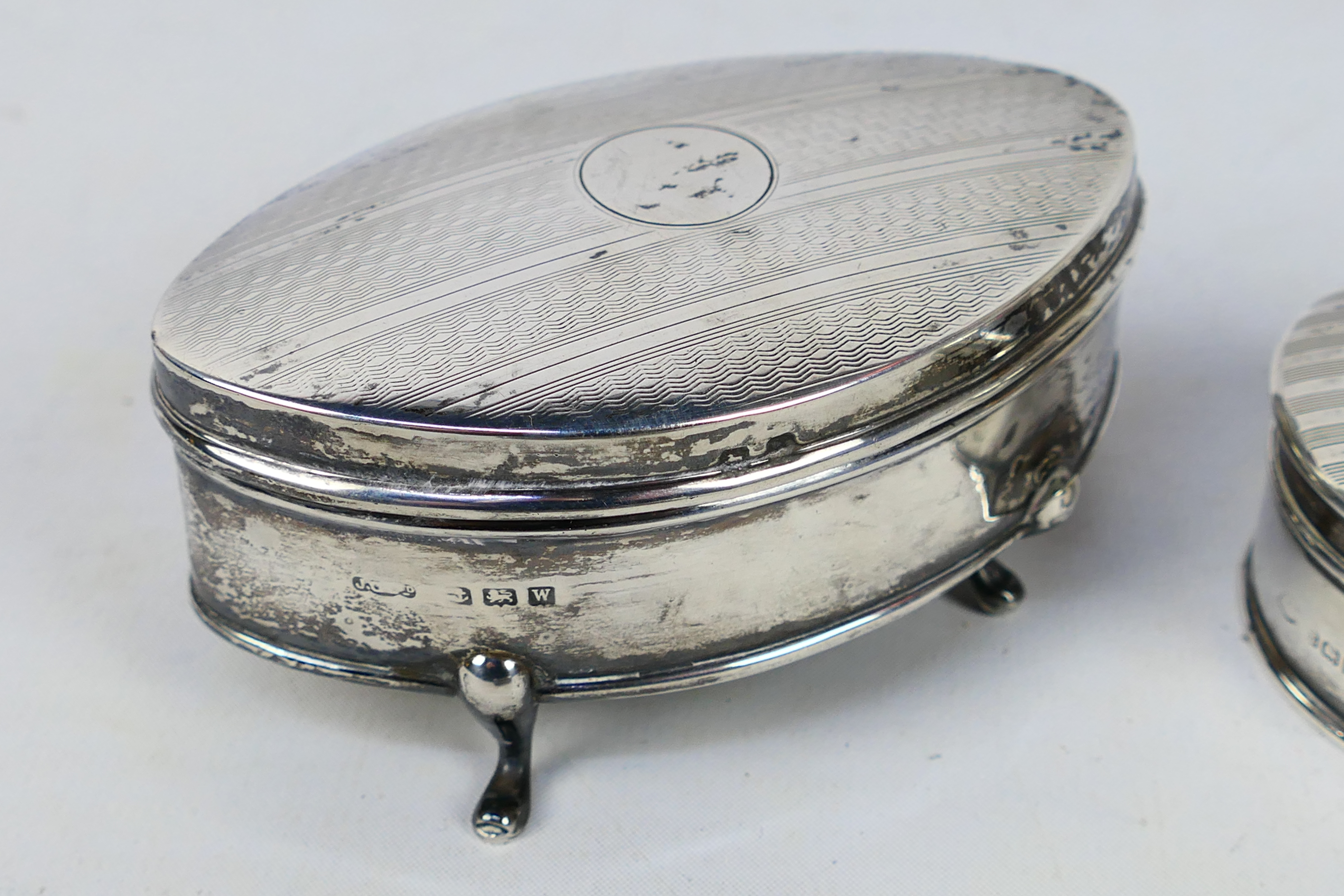 Three pieces of silver to include an Edward VII cigarette case engraved to the cover Oldham - Image 6 of 11